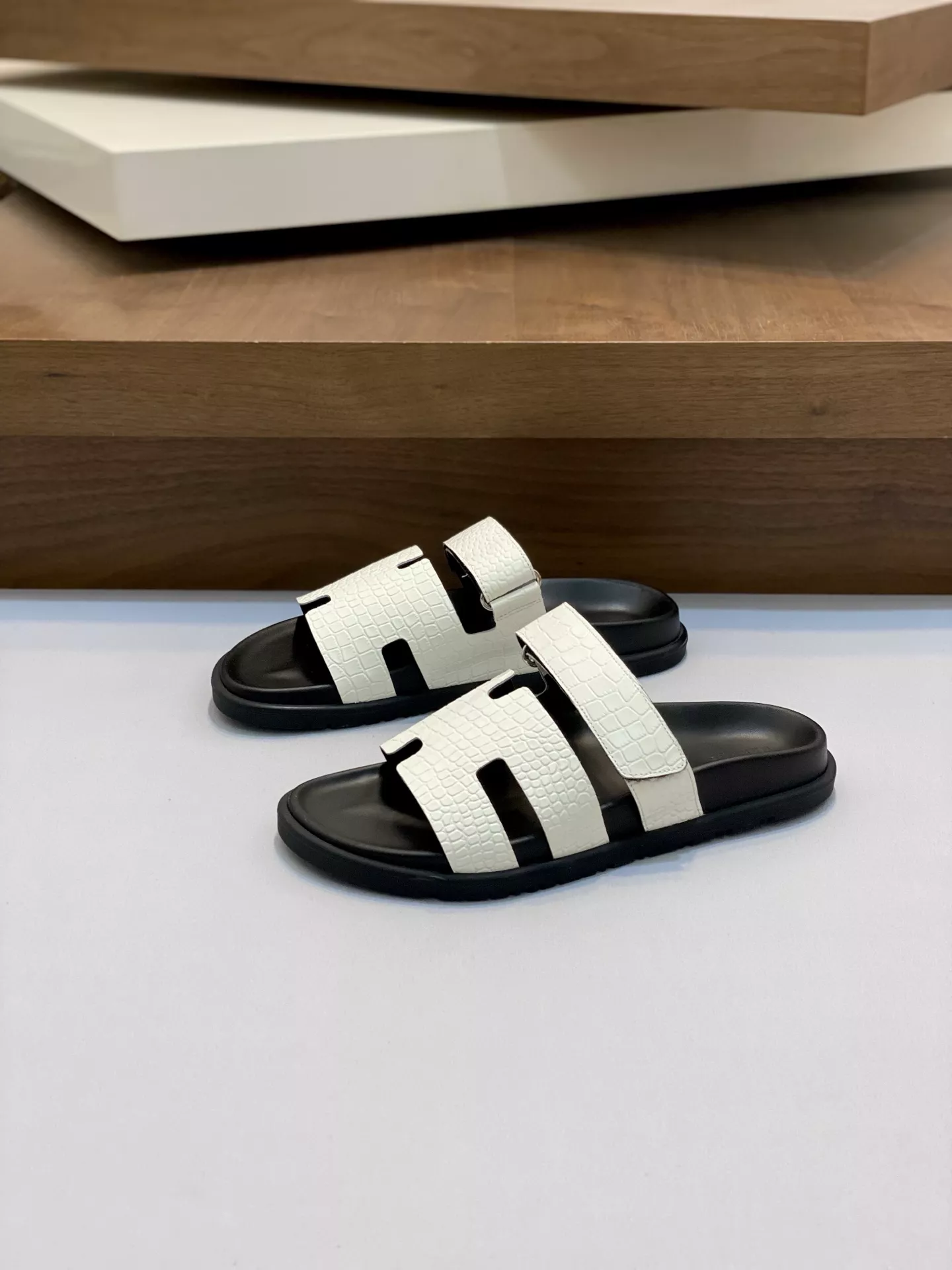 Hermes Slippers For Men Bright 1935