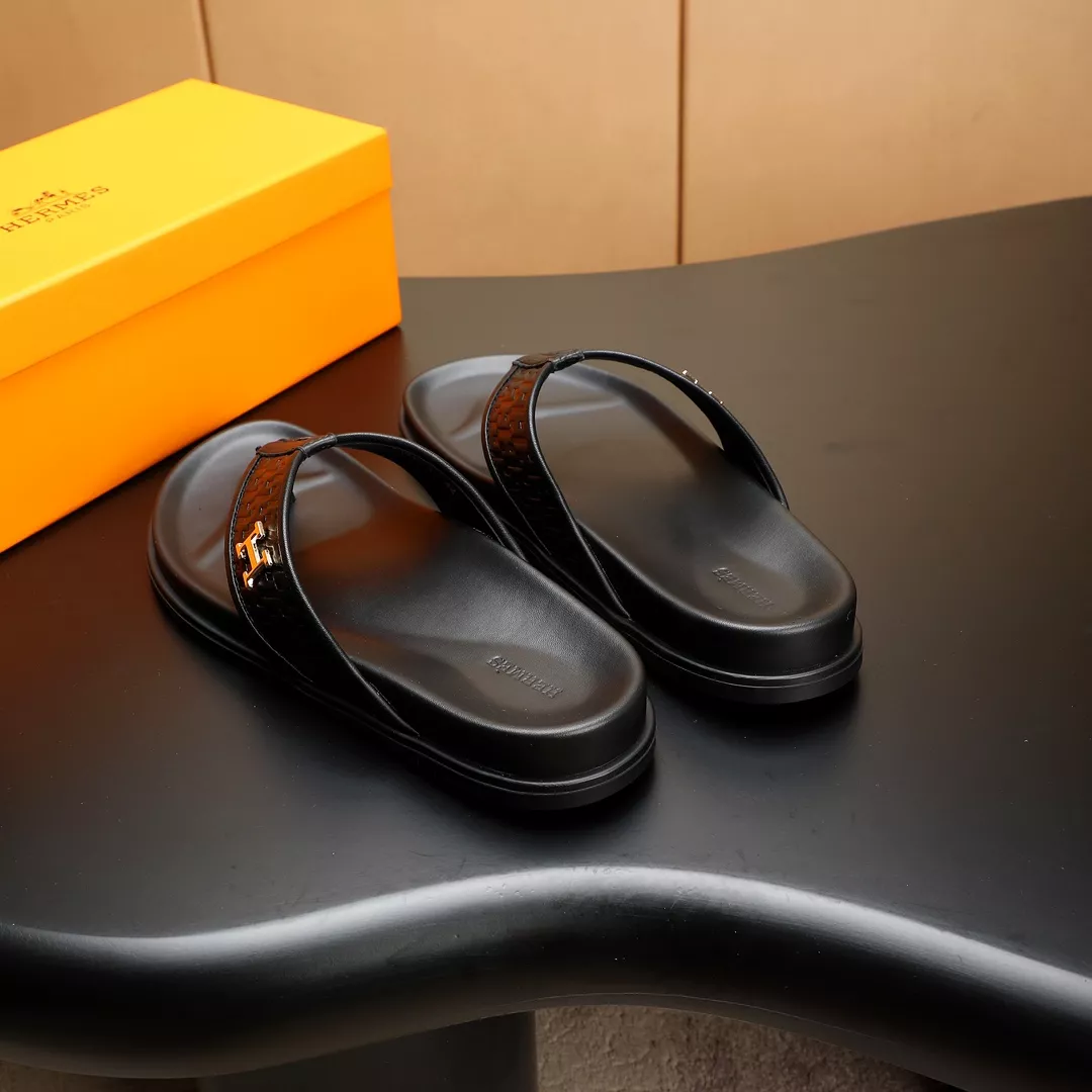 Hermes Slippers For Men Compact 8371