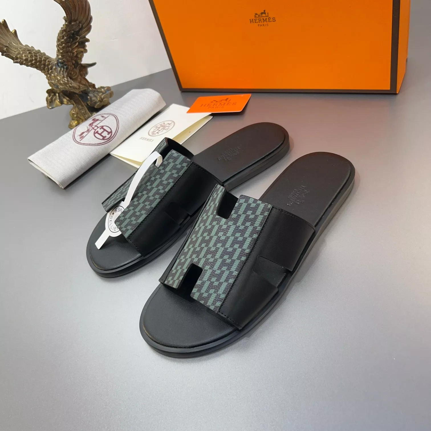Hermes Slippers For Men Cozy 8070