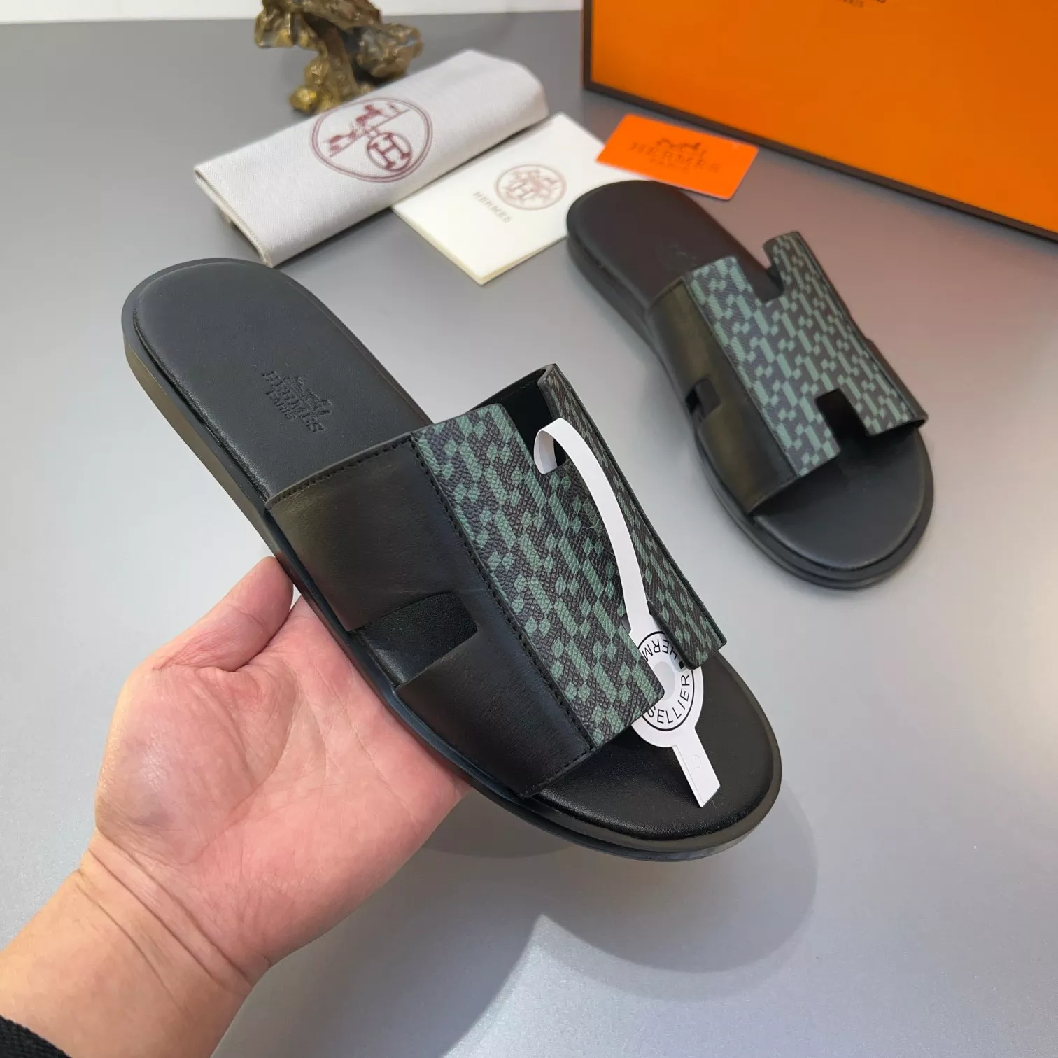 Hermes Slippers For Men Cozy 8070