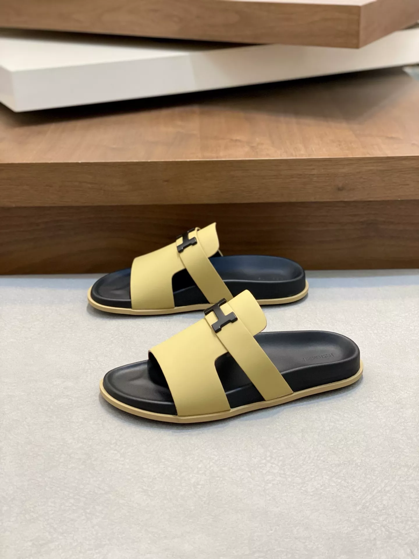 Hermes Slippers For Men DailyWear 3447