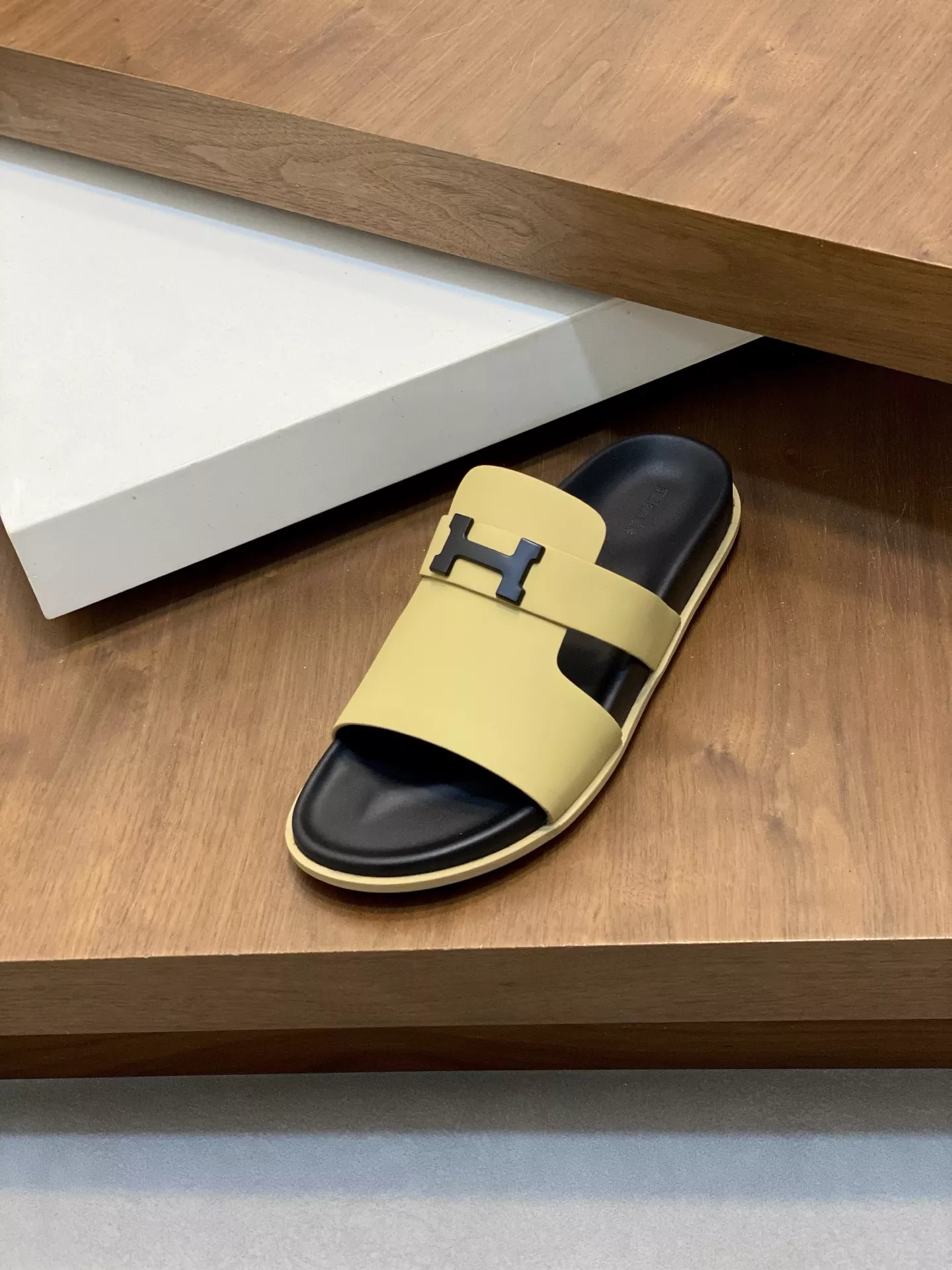 Hermes Slippers For Men DailyWear 3447