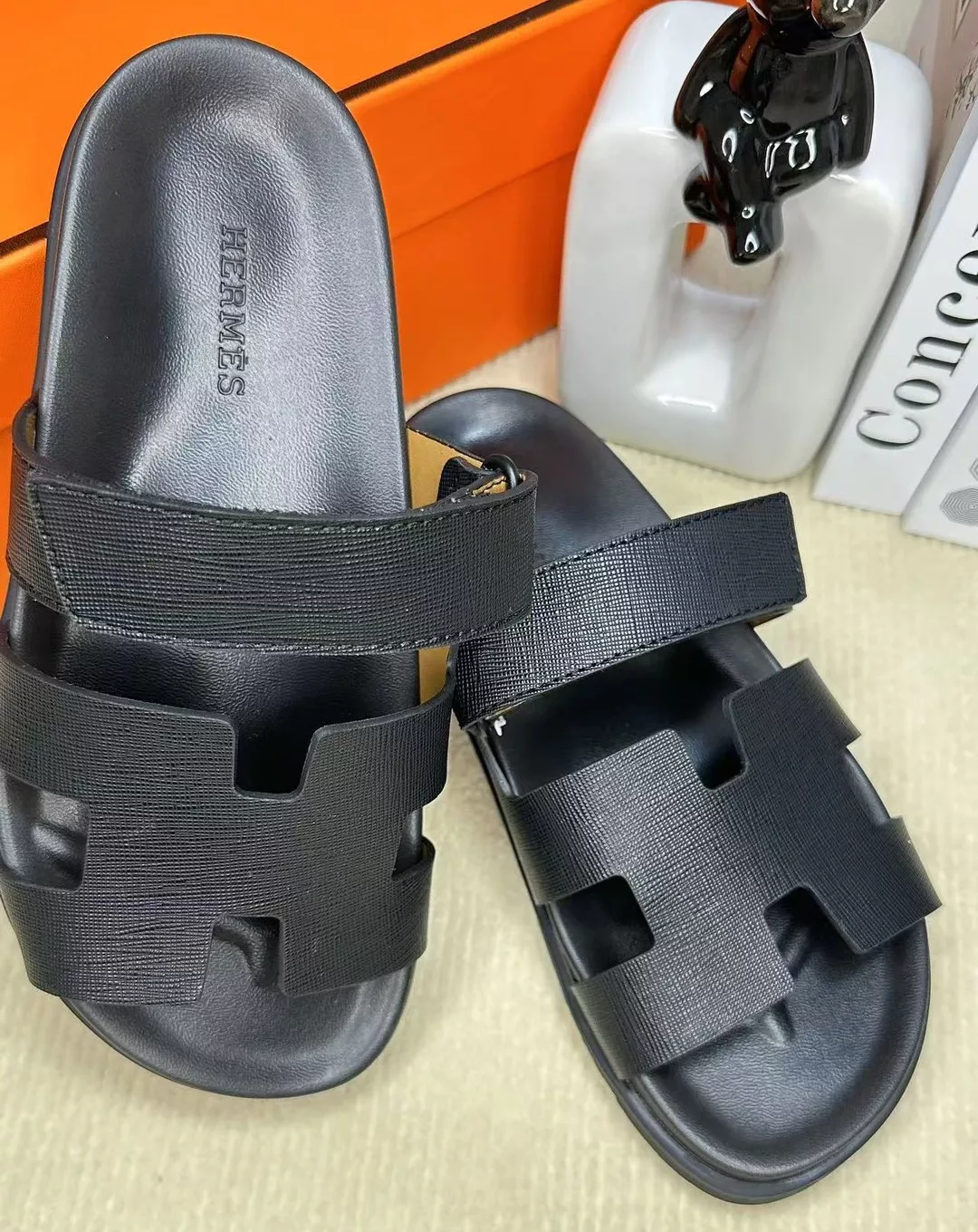 Hermes Slippers For Men DailyWear 367