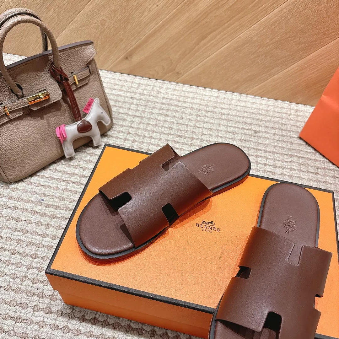 Hermes Slippers For Men Durable 9118