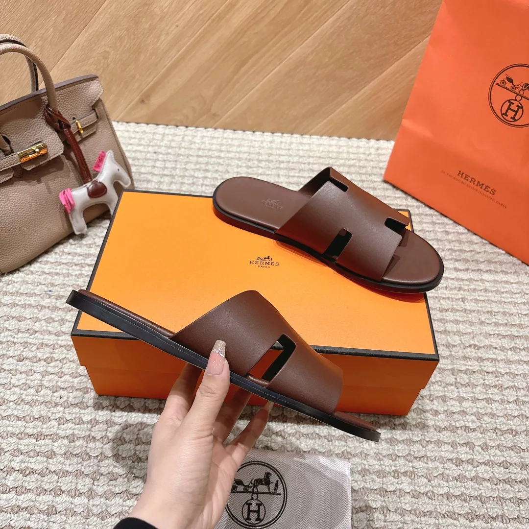 Hermes Slippers For Men Durable 9118