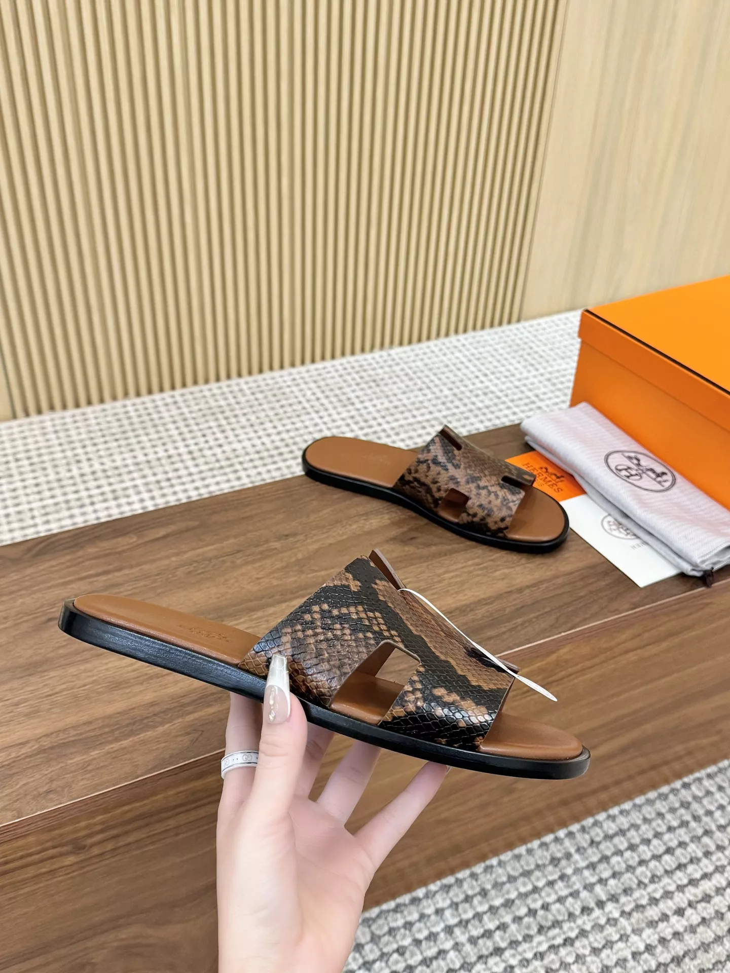 Hermes Slippers For Men Efficient 4334