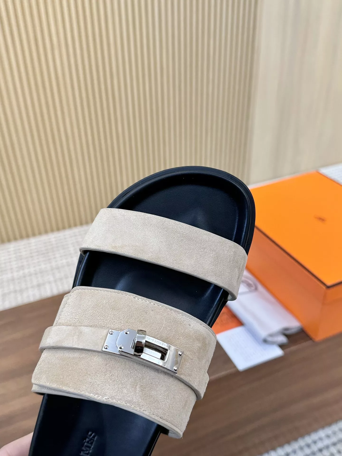 Hermes Slippers For Men Fashionable 1335
