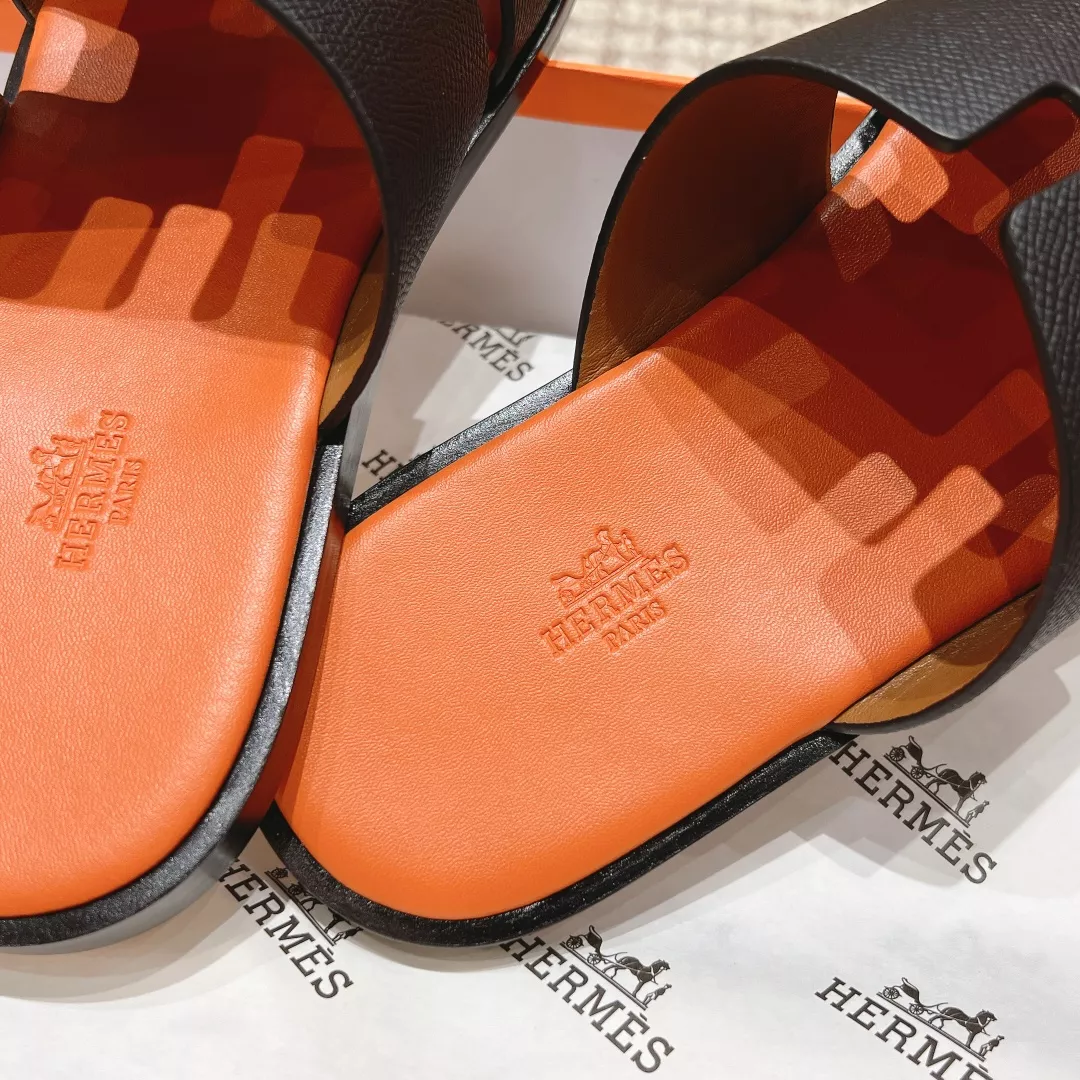 Hermes Slippers For Men Fashionable 5062
