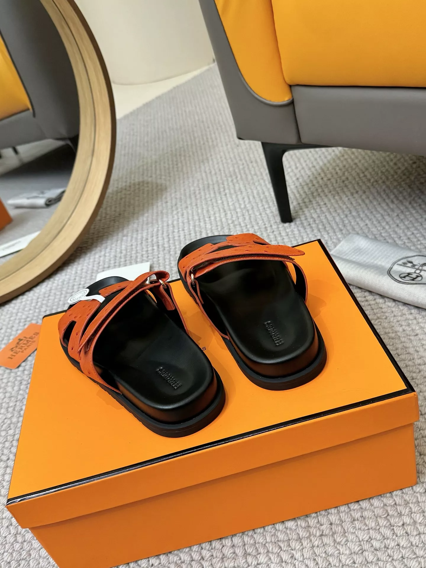 Hermes Slippers For Men Flexible 1505