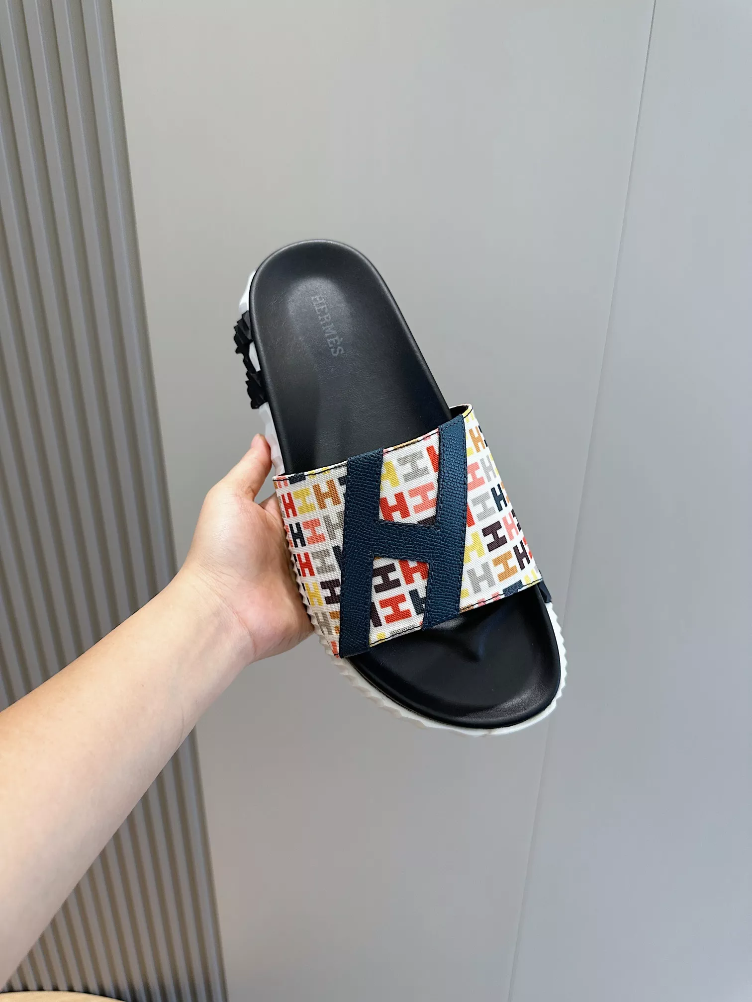 Hermes Slippers For Men Flexible 4530