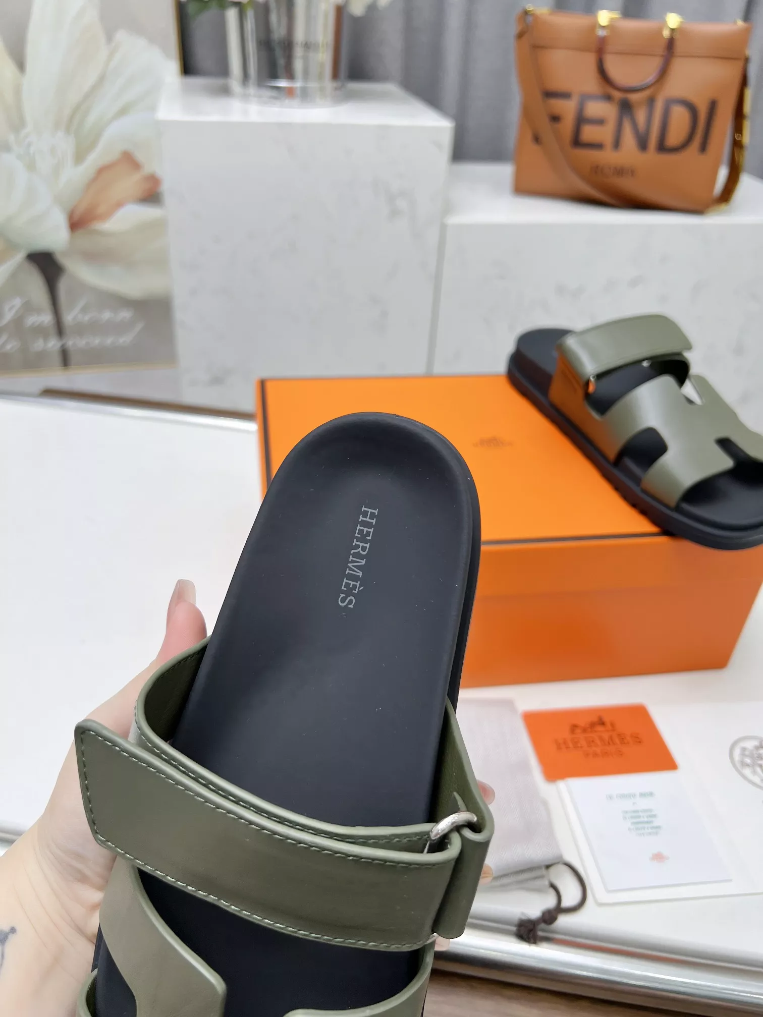 Hermes Slippers For Men Flexible 8451