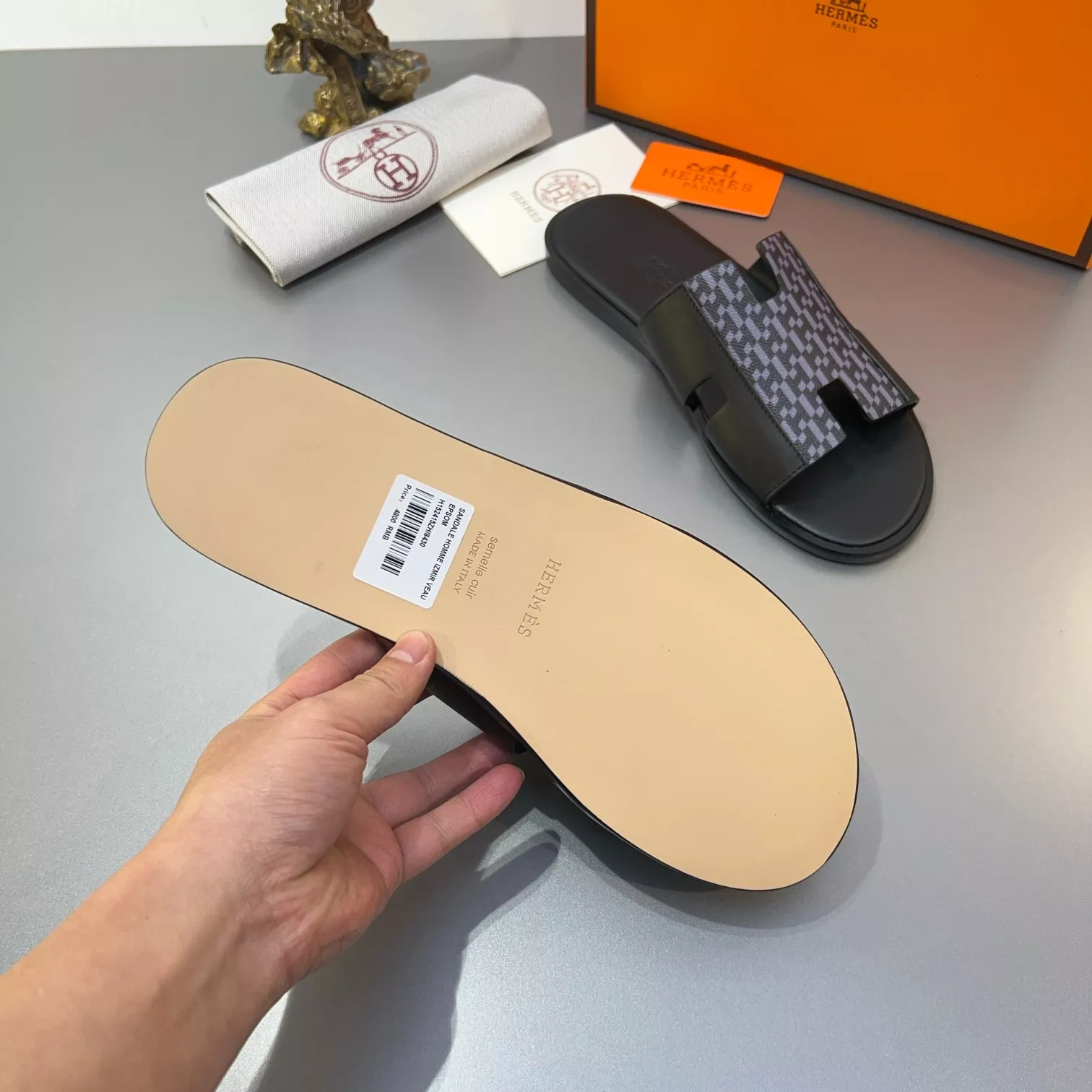 Hermes Slippers For Men Functional 3785
