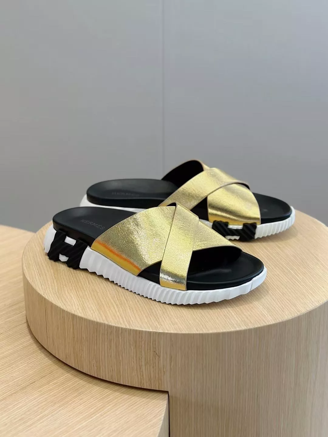 Hermes Slippers For Men Functional 3923
