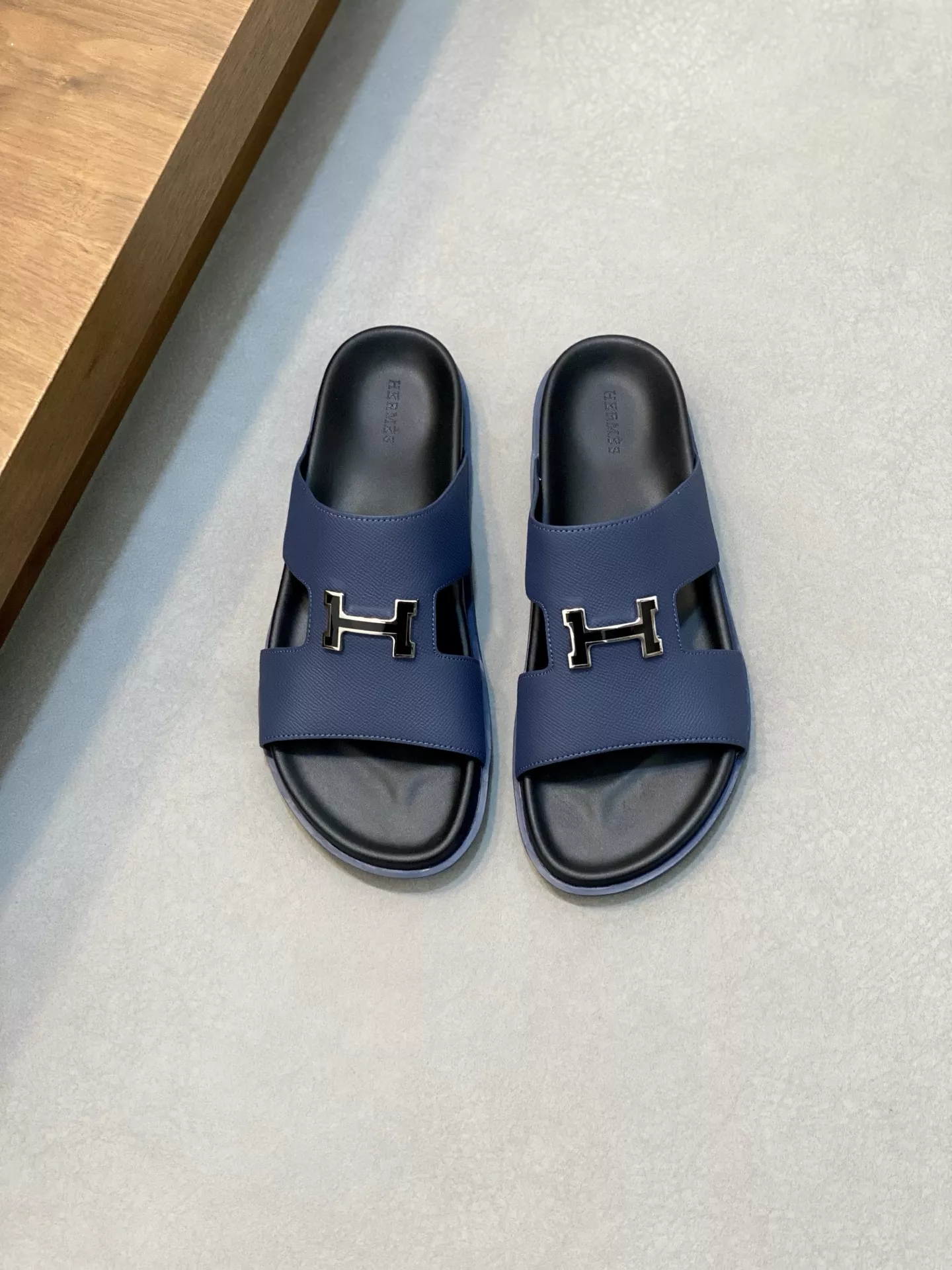 Hermes Slippers For Men Functional 7438