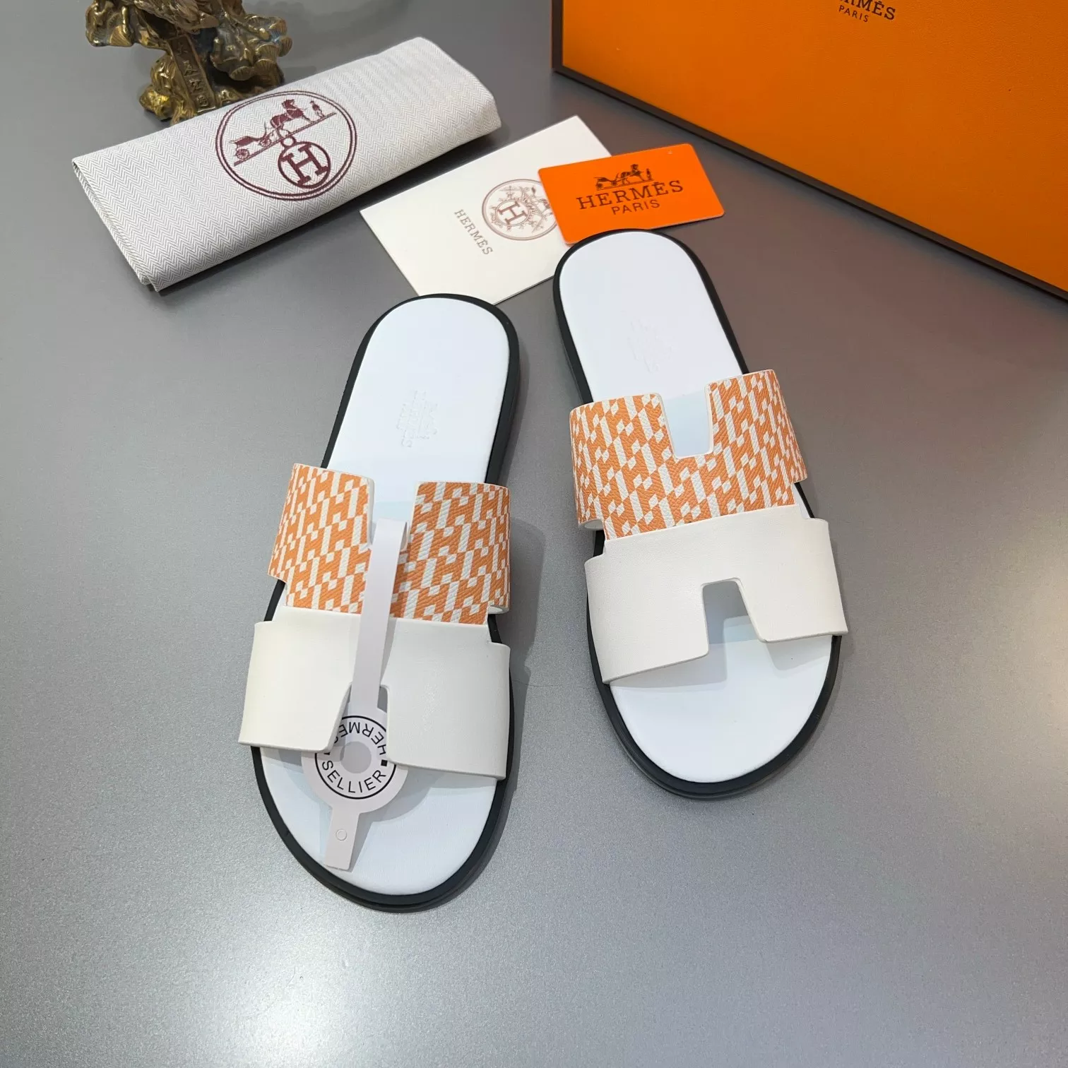 Hermes Slippers For Men Functional 7771