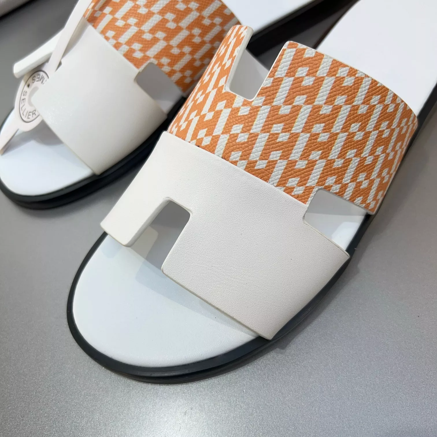Hermes Slippers For Men Functional 7771
