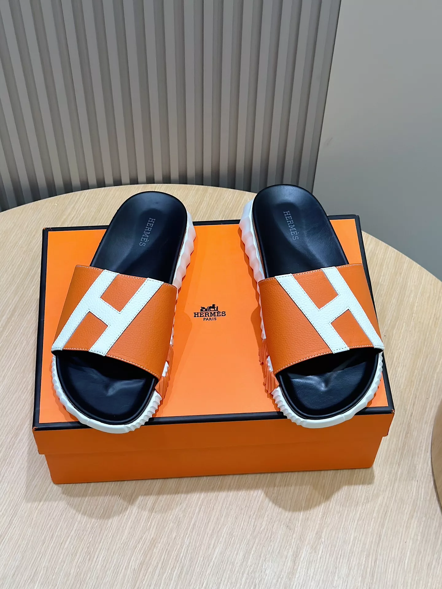 Hermes Slippers For Men GoAnywhere 2413