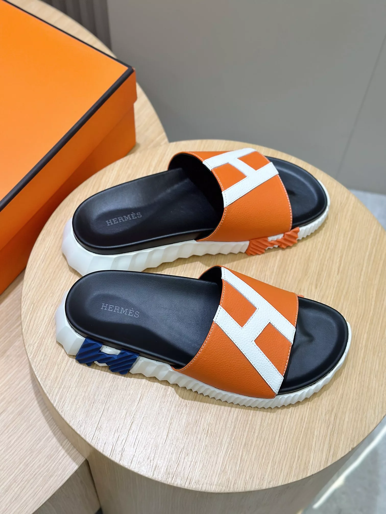 Hermes Slippers For Men GoAnywhere 2413