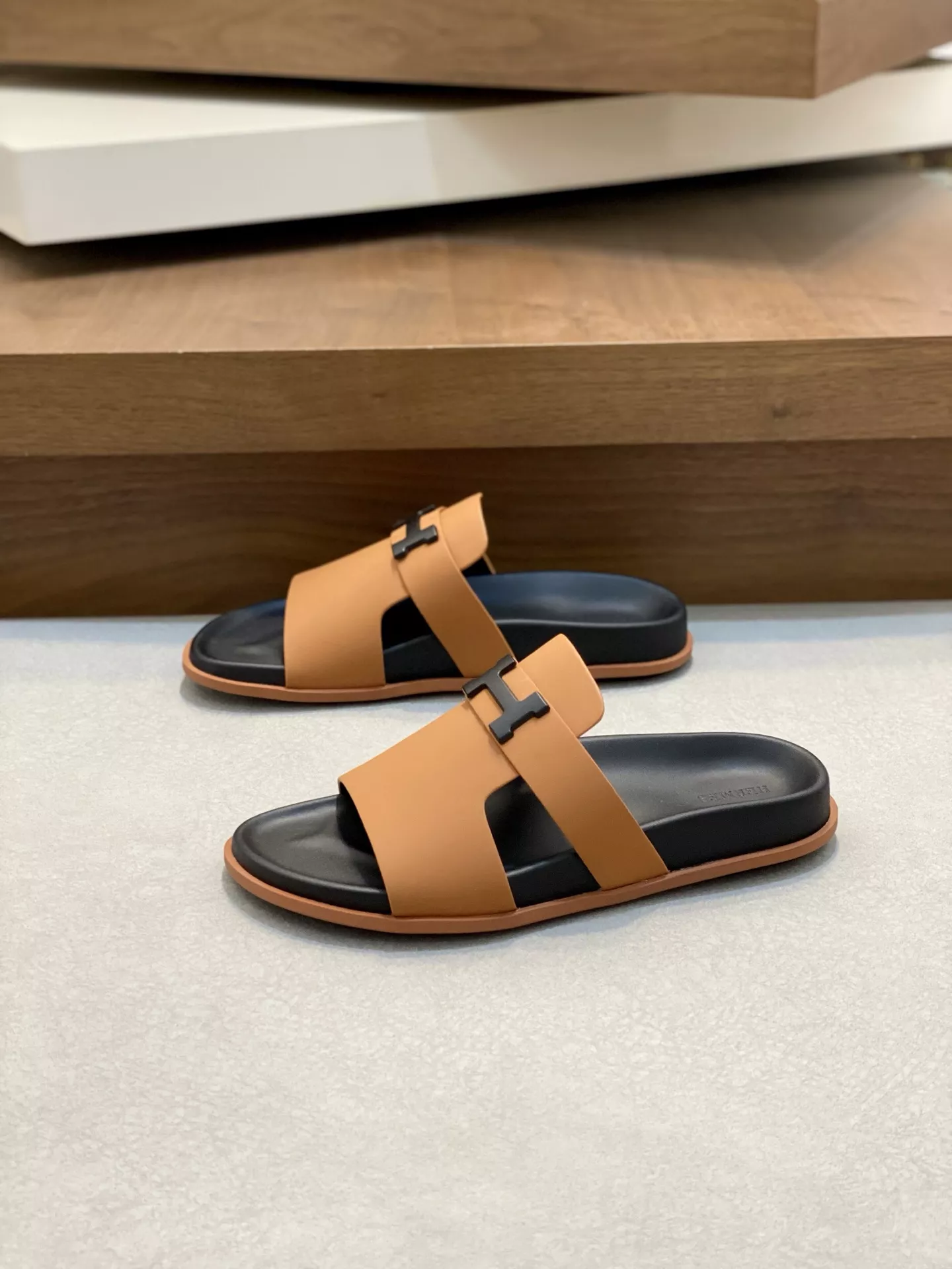 Hermes Slippers For Men Lightweight 2268