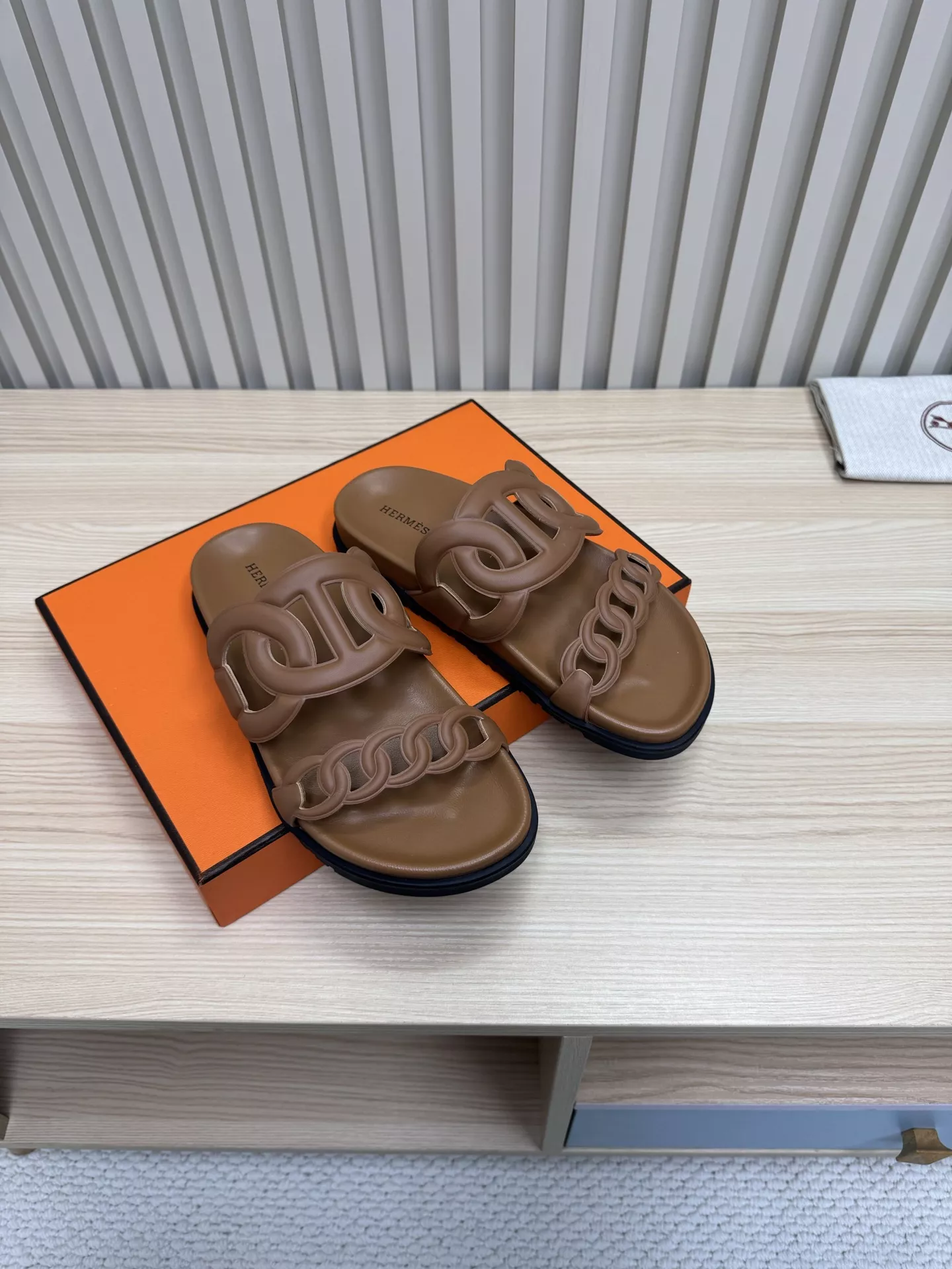 Hermes Slippers For Men Lightweight 8917