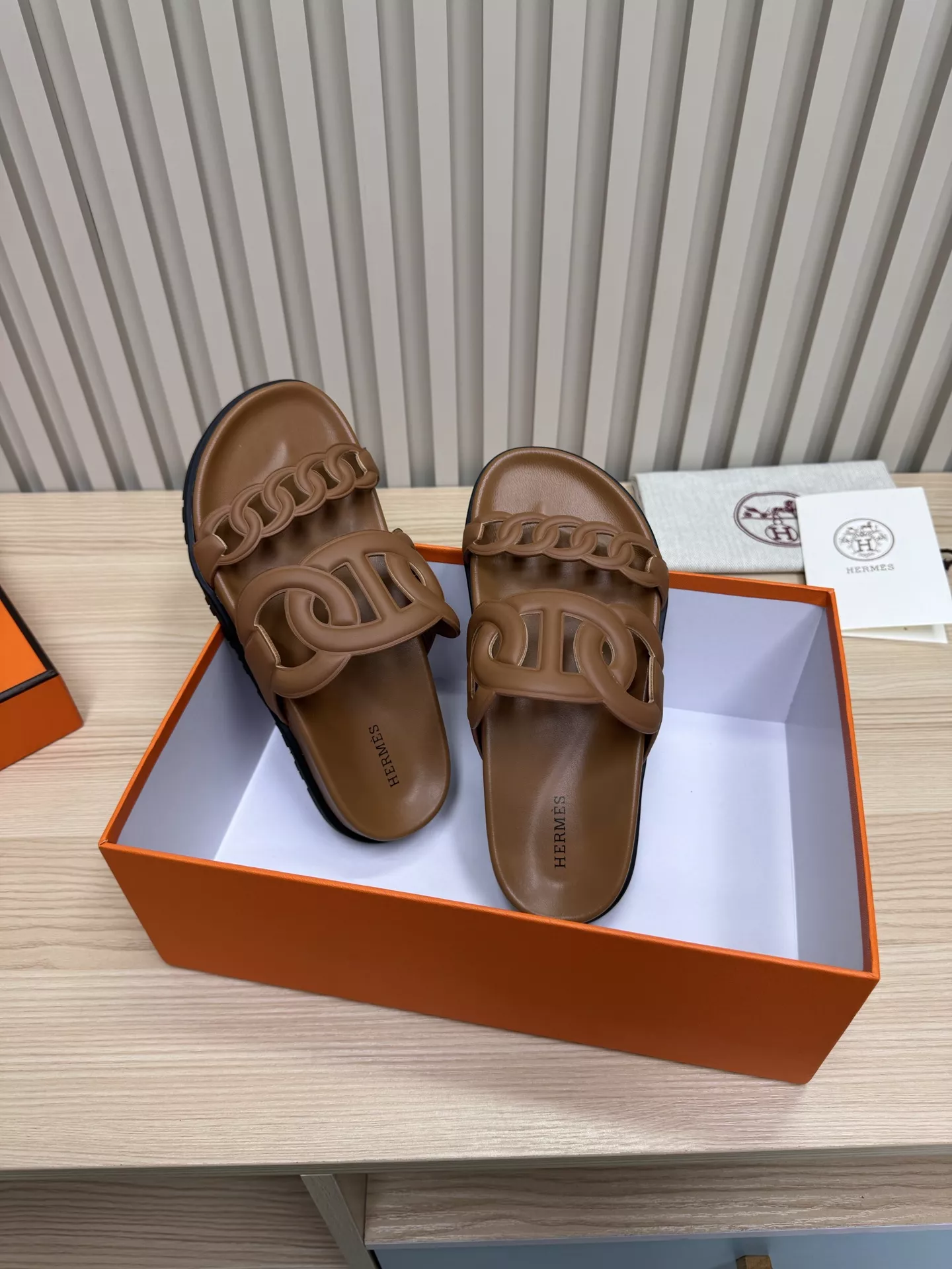 Hermes Slippers For Men Lightweight 8917