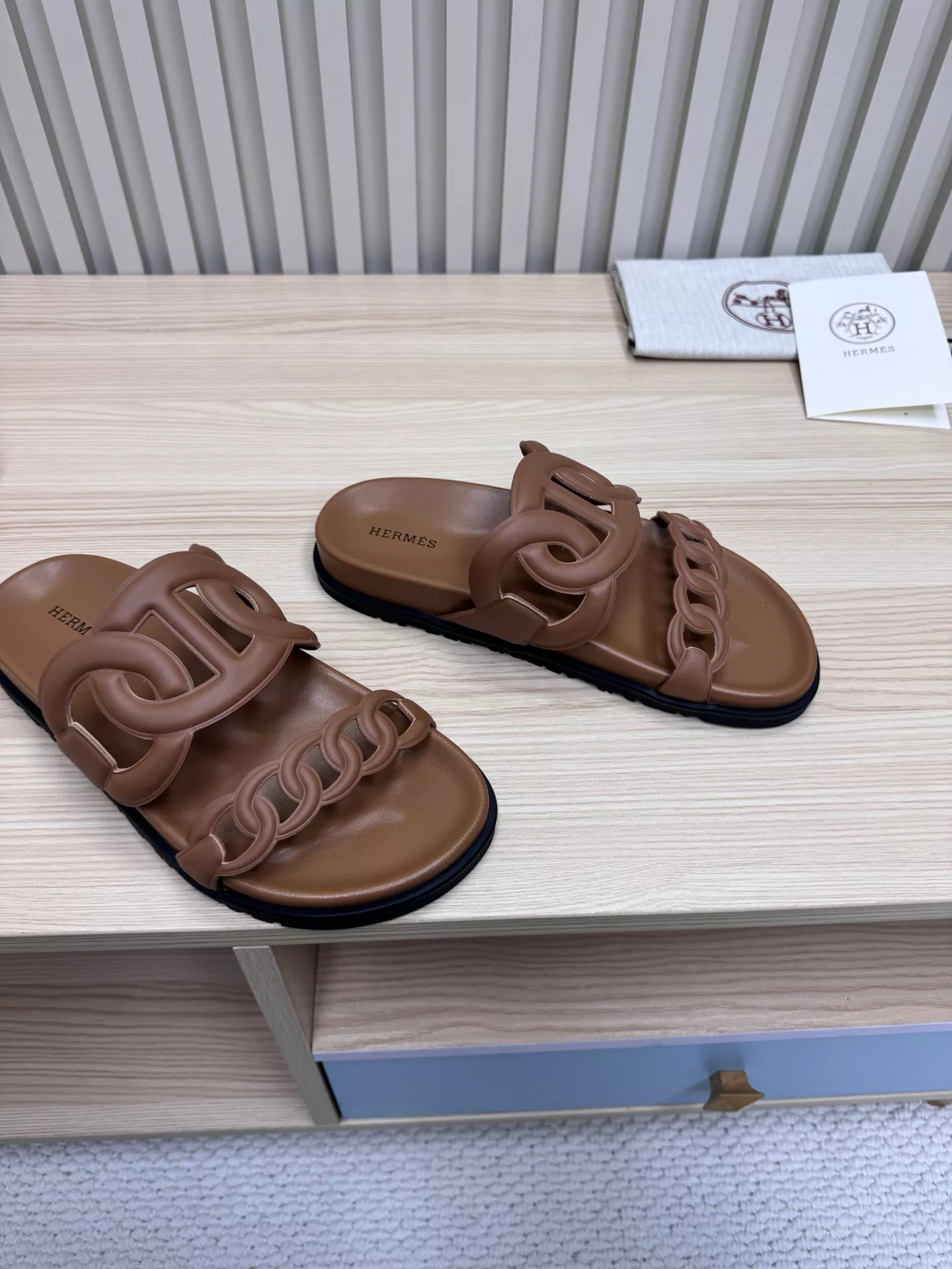 Hermes Slippers For Men Lightweight 8917