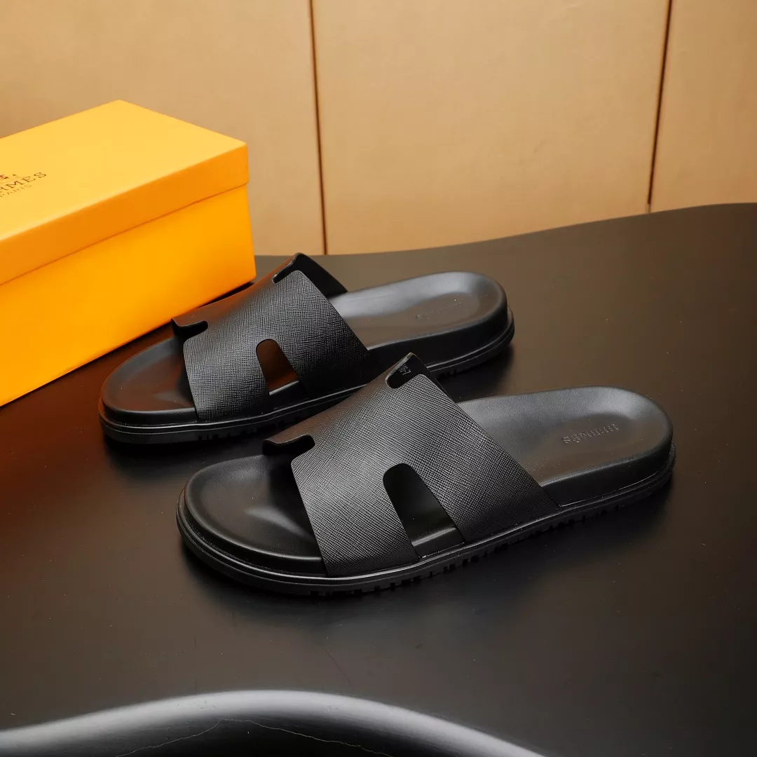 Hermes Slippers For Men Lightweight 9115