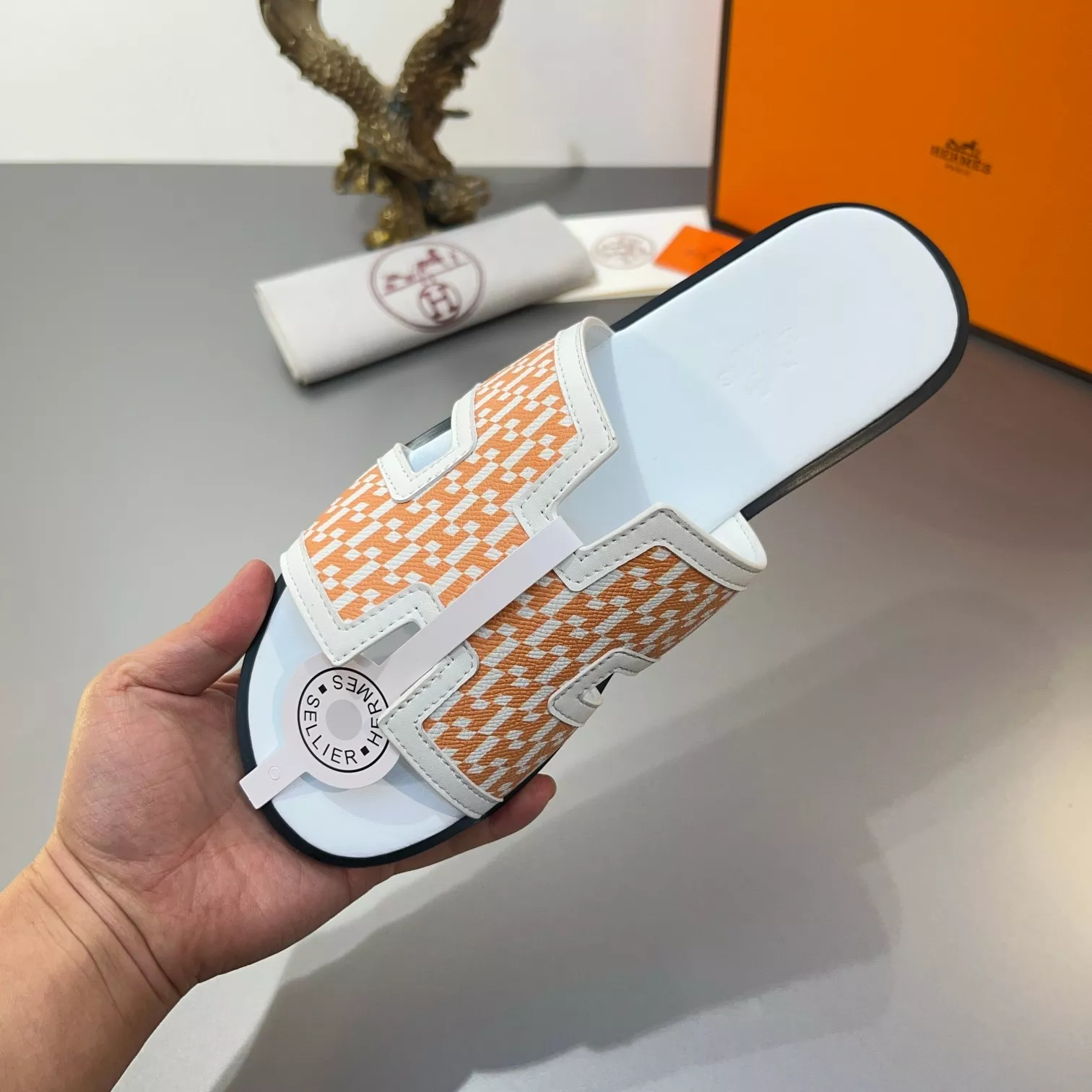 Hermes Slippers For Men Minimalist 390
