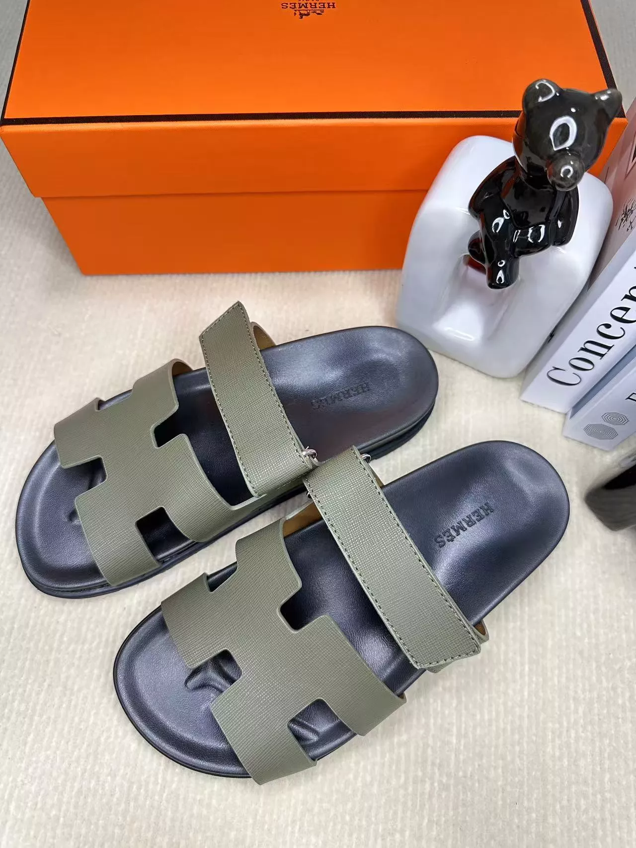 Hermes Slippers For Men Minimalist 4445