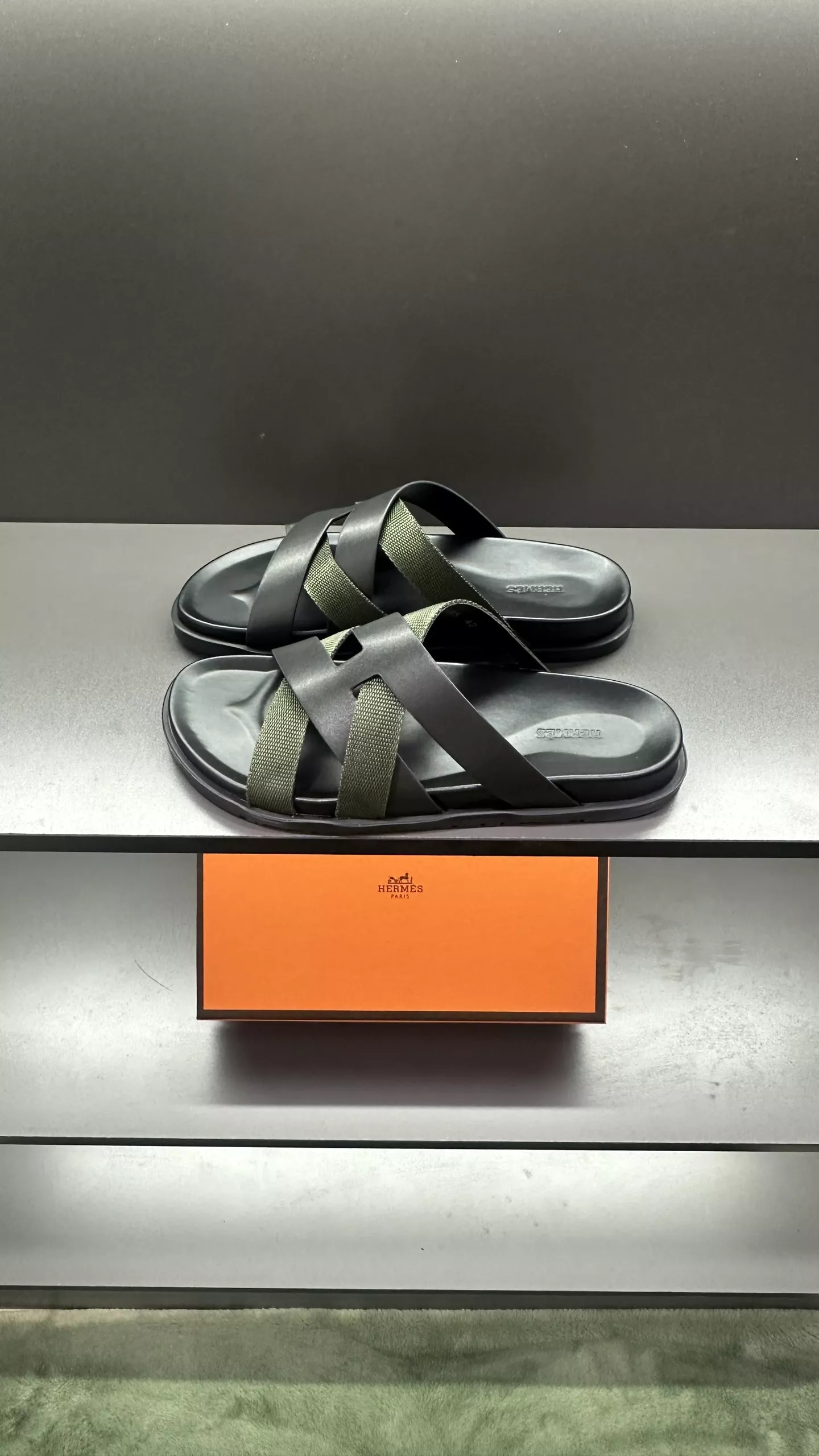 Hermes Slippers For Men Minimalist 8367