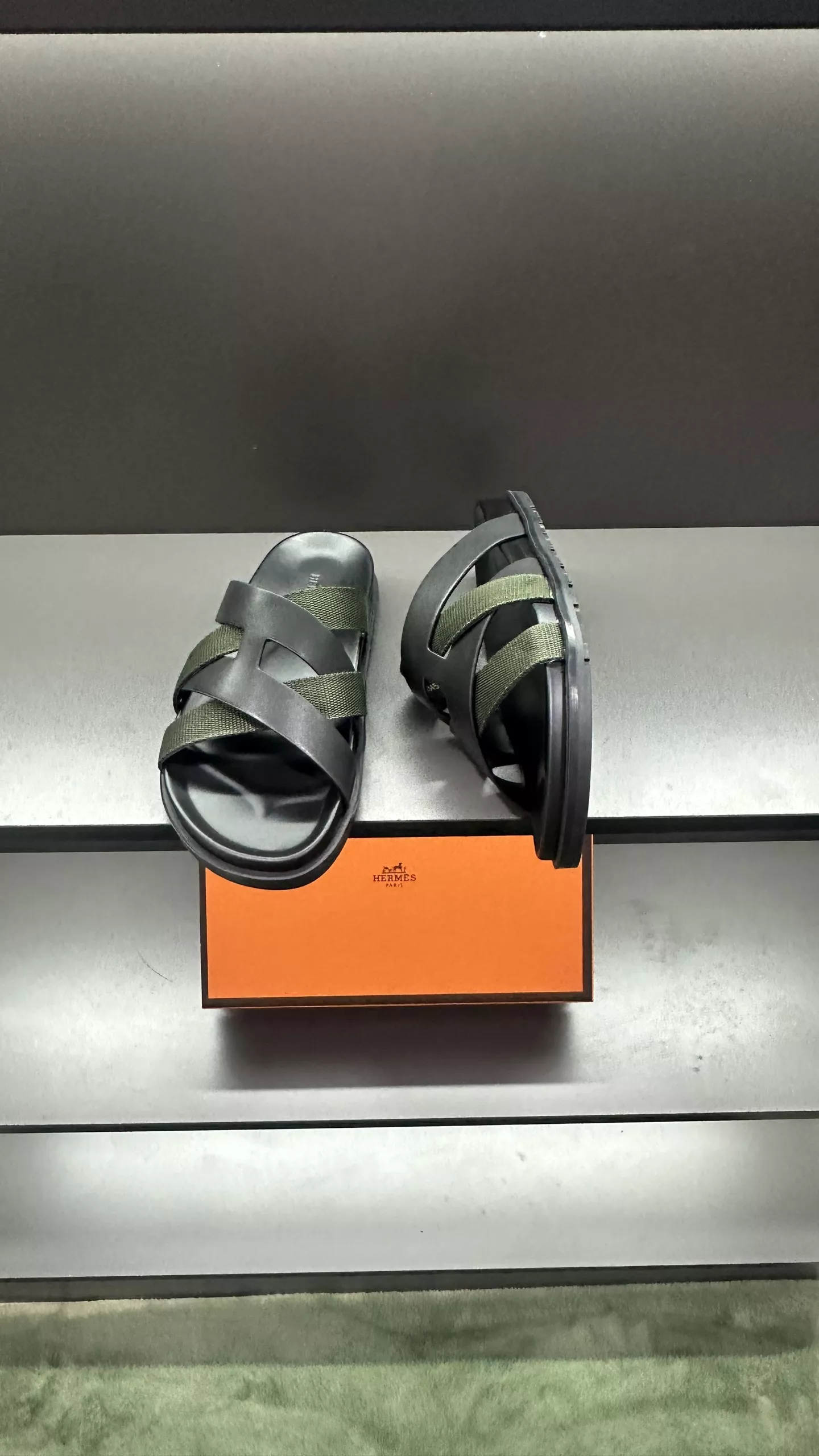 Hermes Slippers For Men Minimalist 8367