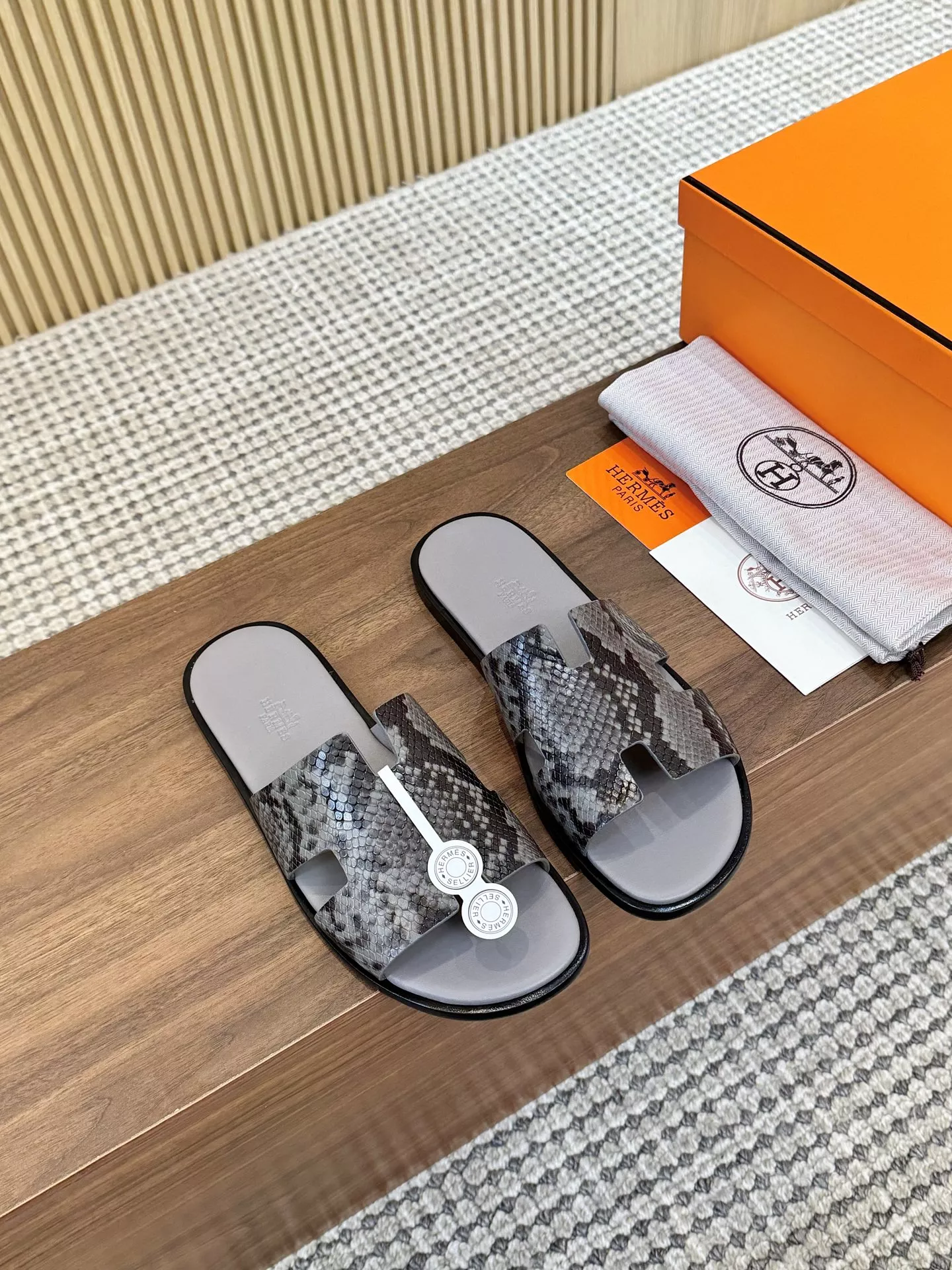 Hermes Slippers For Men ModernLook 2675