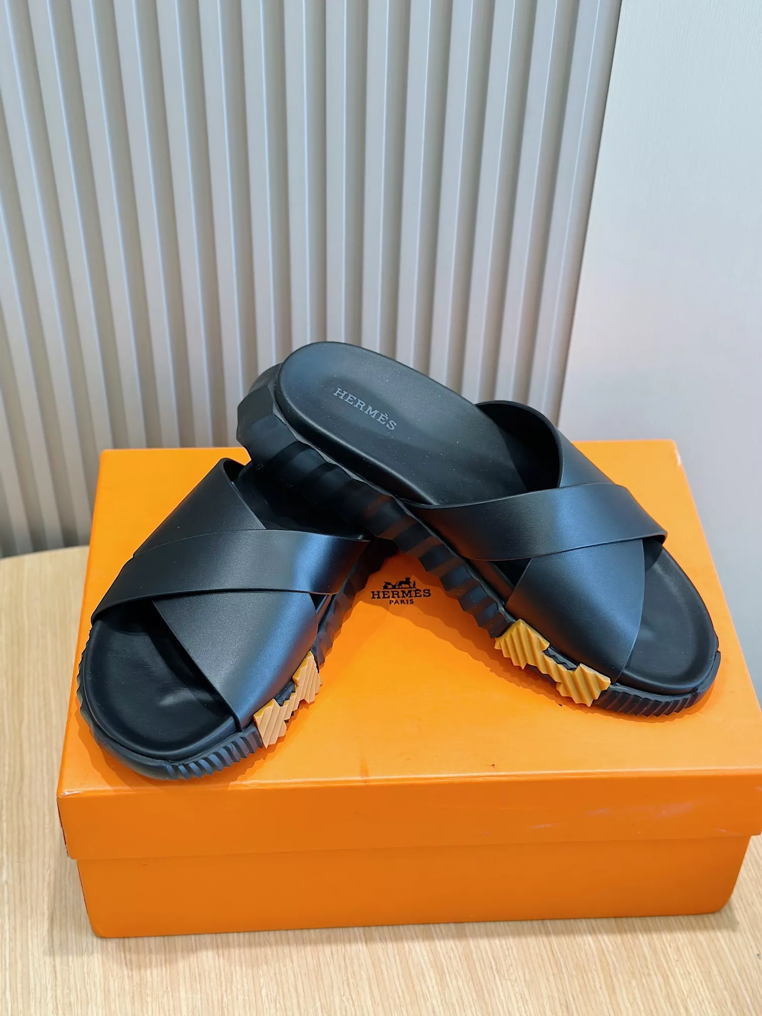 Hermes Slippers For Men Popular 5223