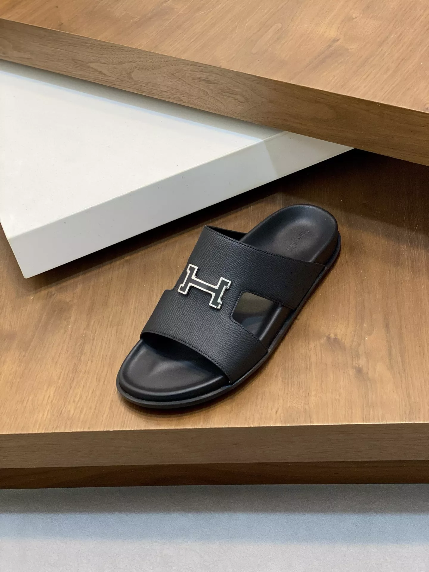 Hermes Slippers For Men Popular 9311