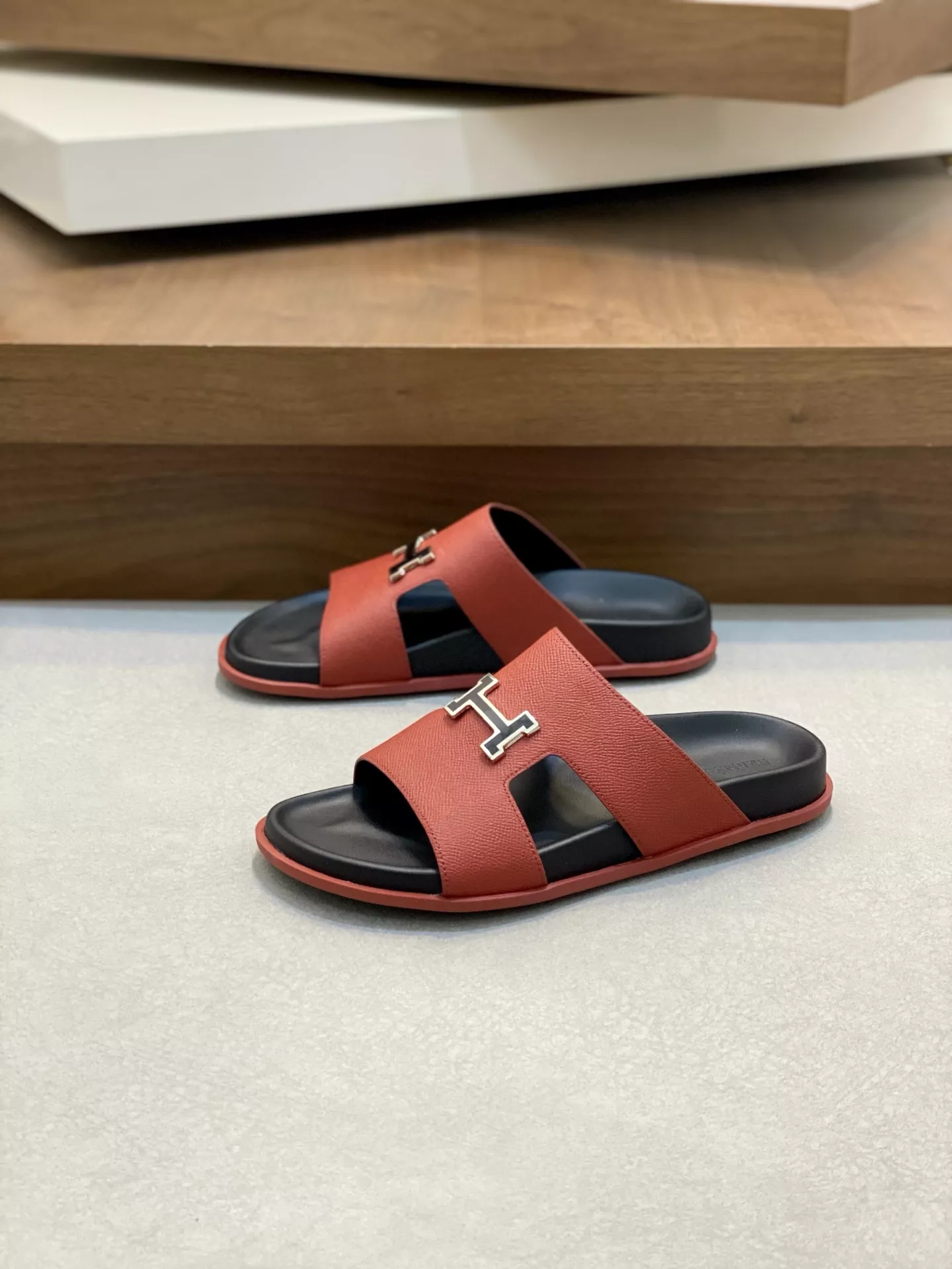 Hermes Slippers For Men Resilient 1625