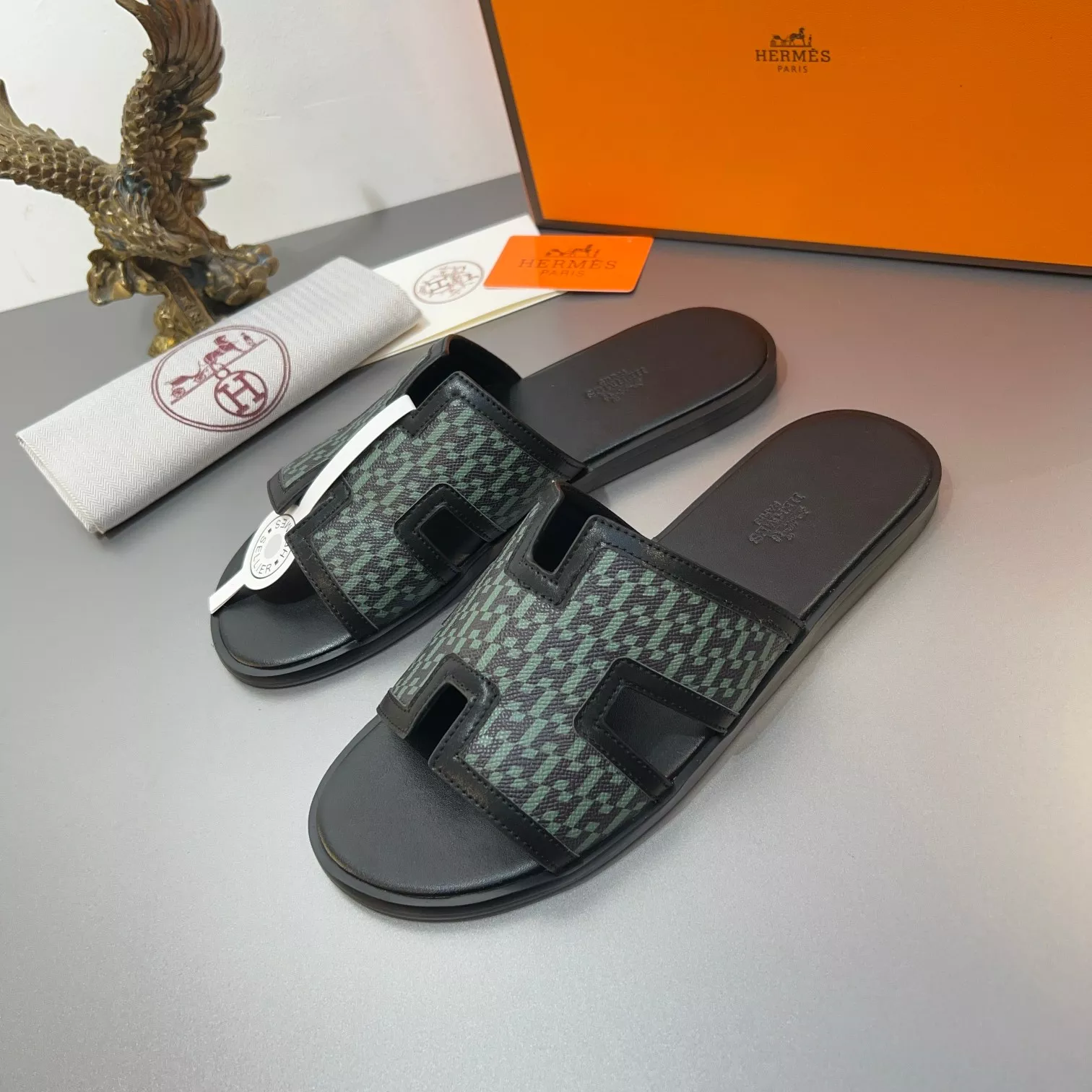 Hermes Slippers For Men Resilient 8796