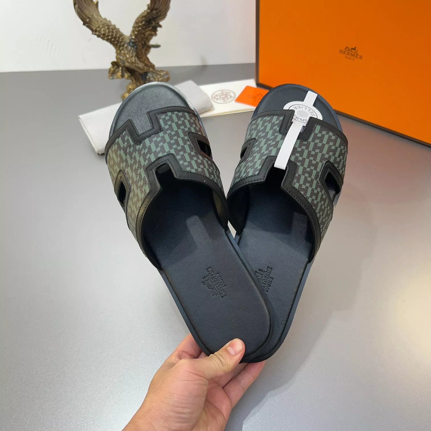 Hermes Slippers For Men Resilient 8796