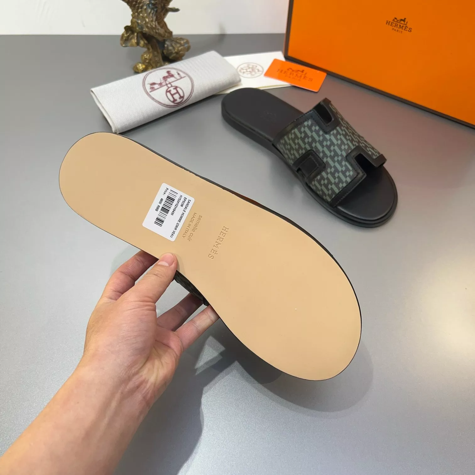 Hermes Slippers For Men Resilient 8796