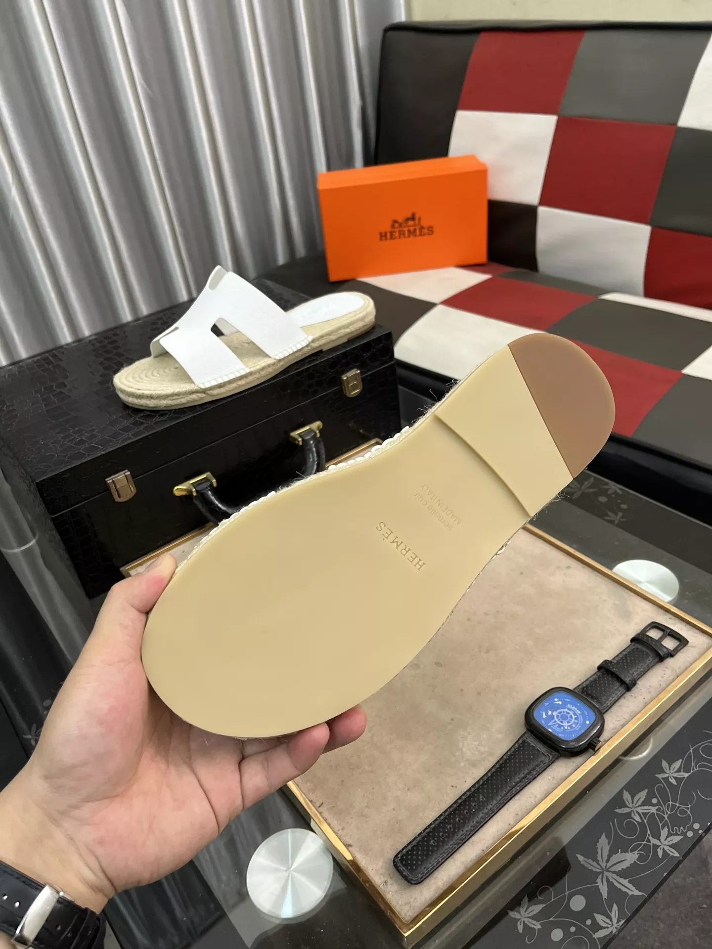 Hermes Slippers For Men Sleek 3289