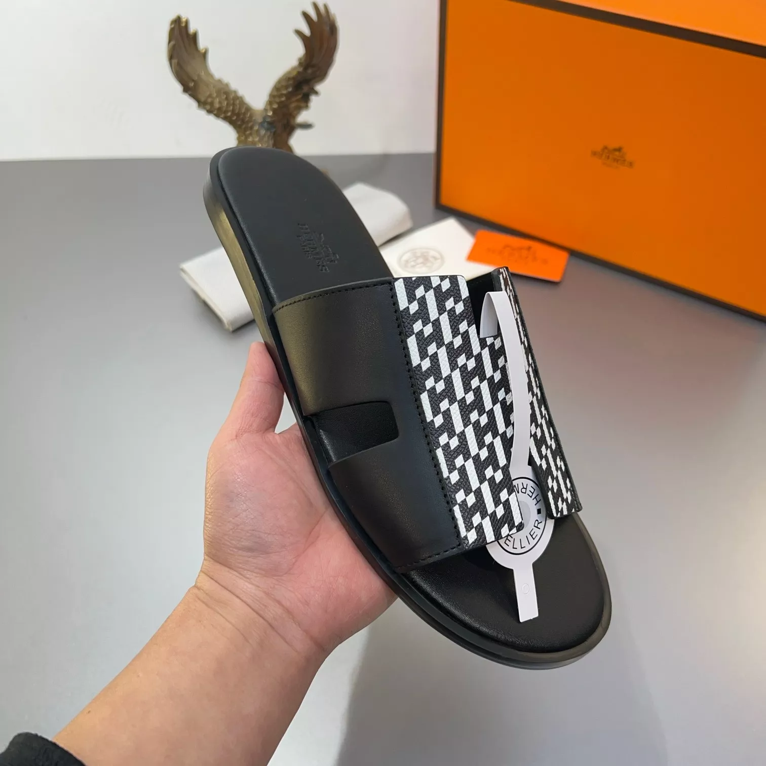 Hermes Slippers For Men Soft 9343