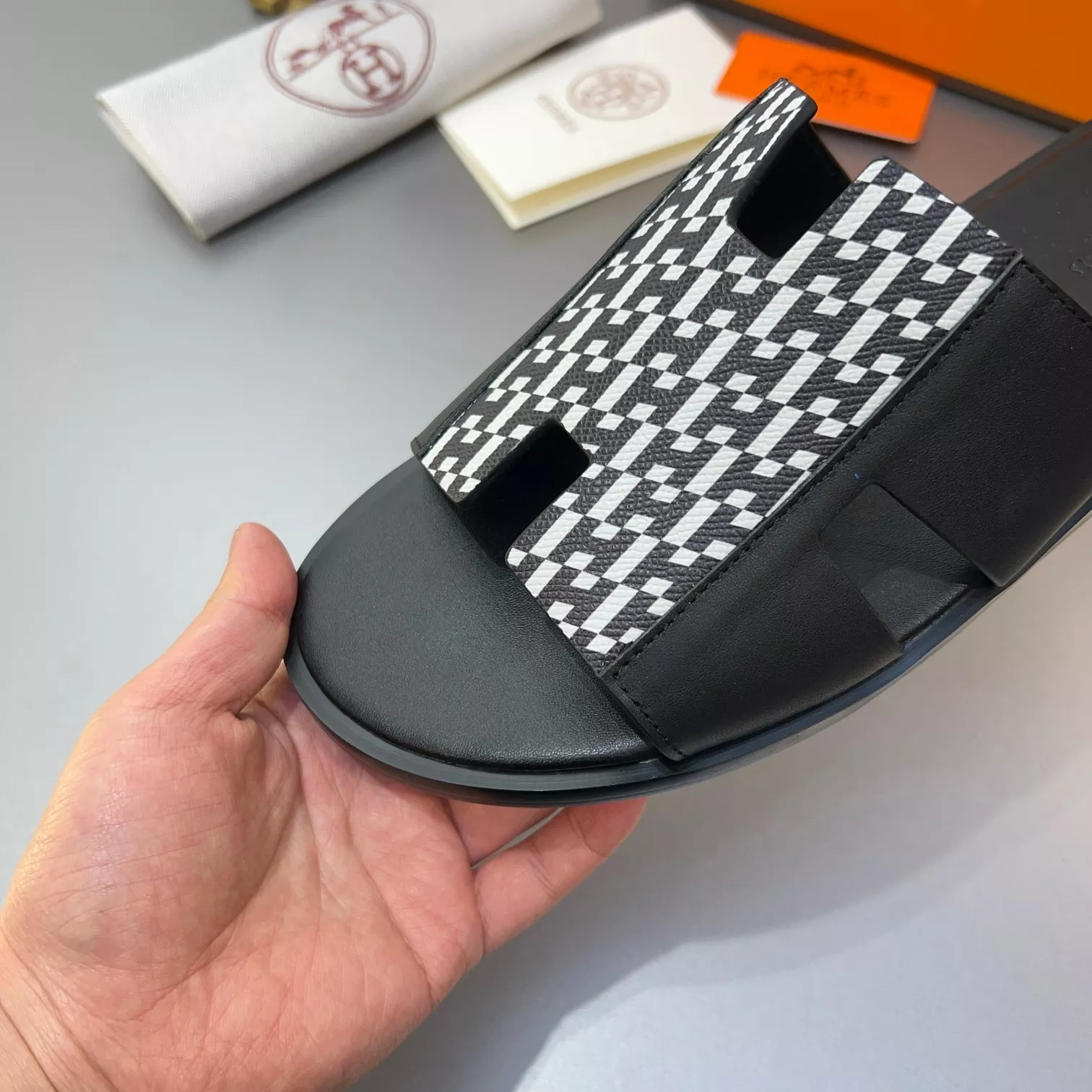 Hermes Slippers For Men Soft 9343