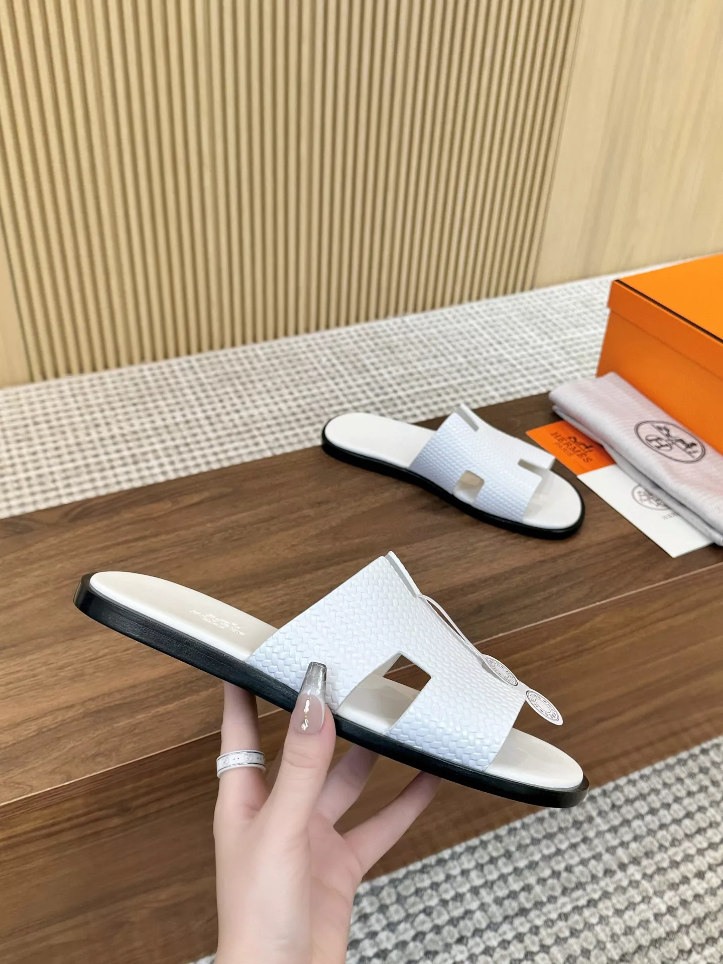 Hermes Slippers For Men Sophisticated 620