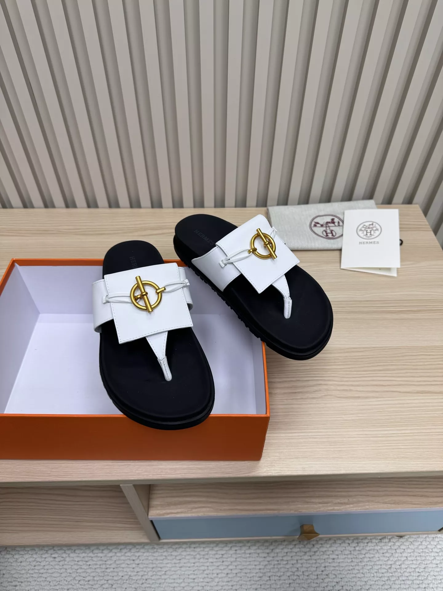 Hermes Slippers For Men Sophisticated 9492