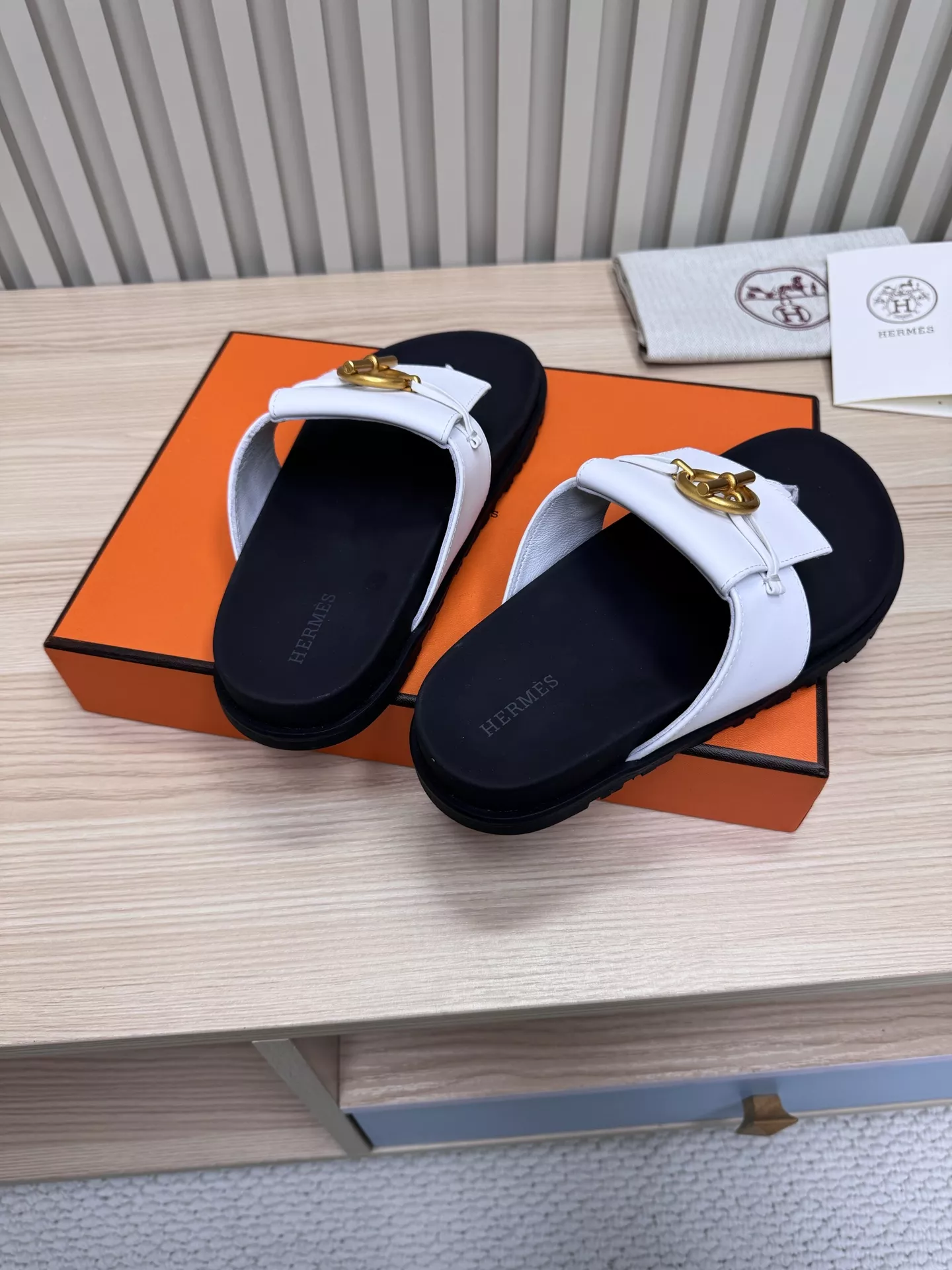 Hermes Slippers For Men Sophisticated 9492
