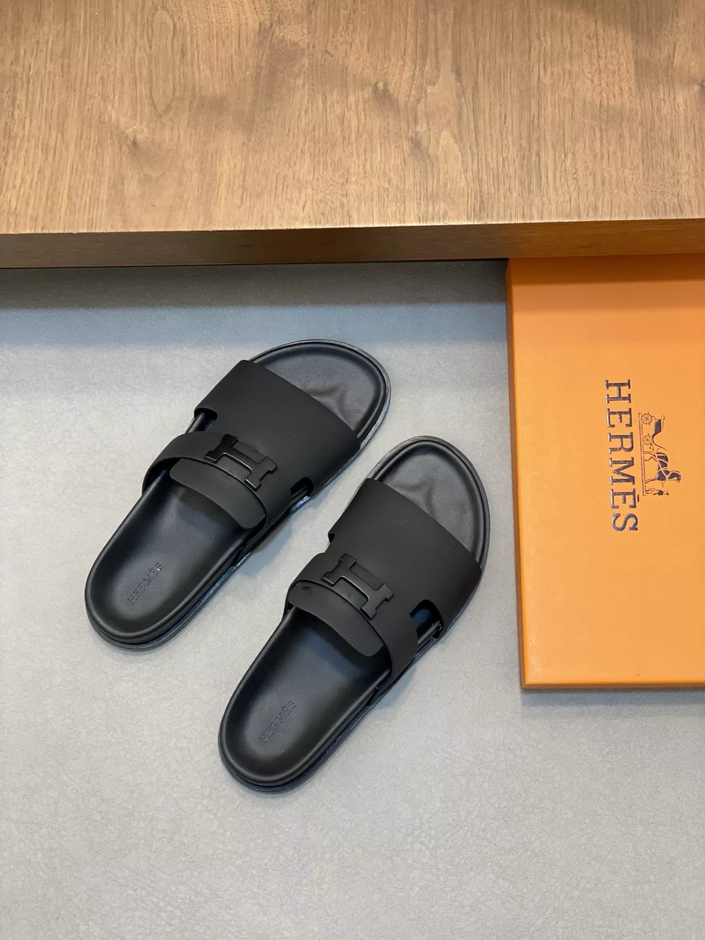 Hermes Slippers For Men StreetReady 2805