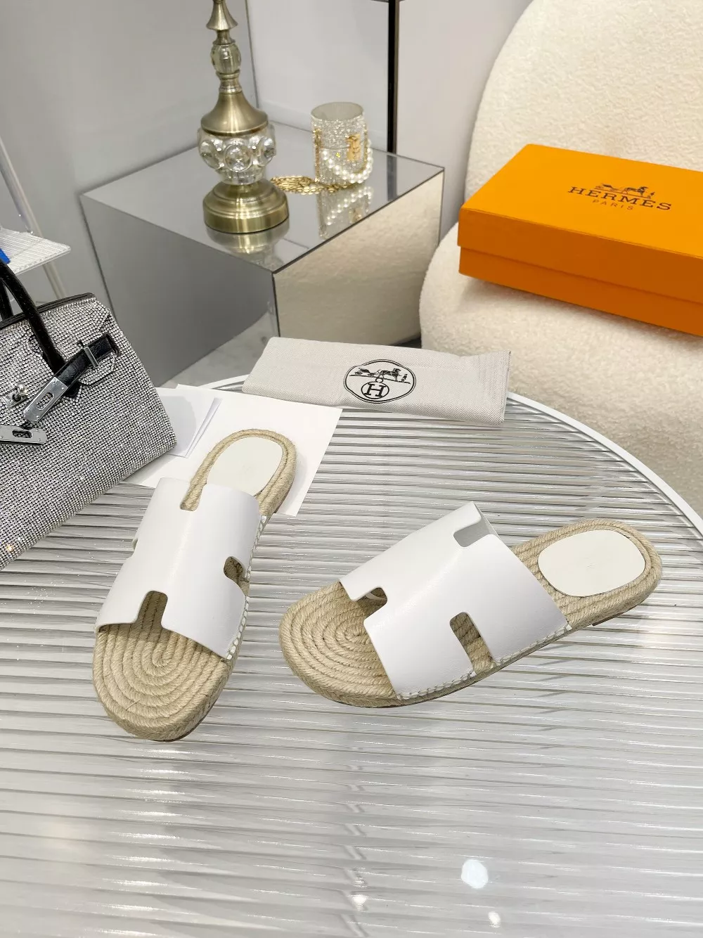 Hermes Slippers For Men Trendy 204