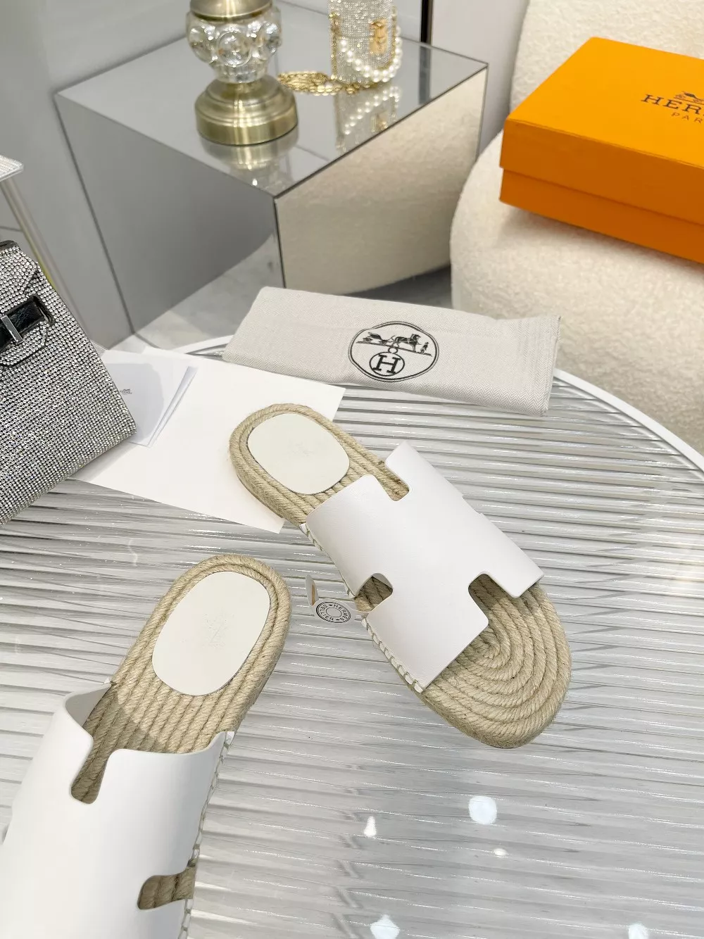 Hermes Slippers For Men Trendy 204