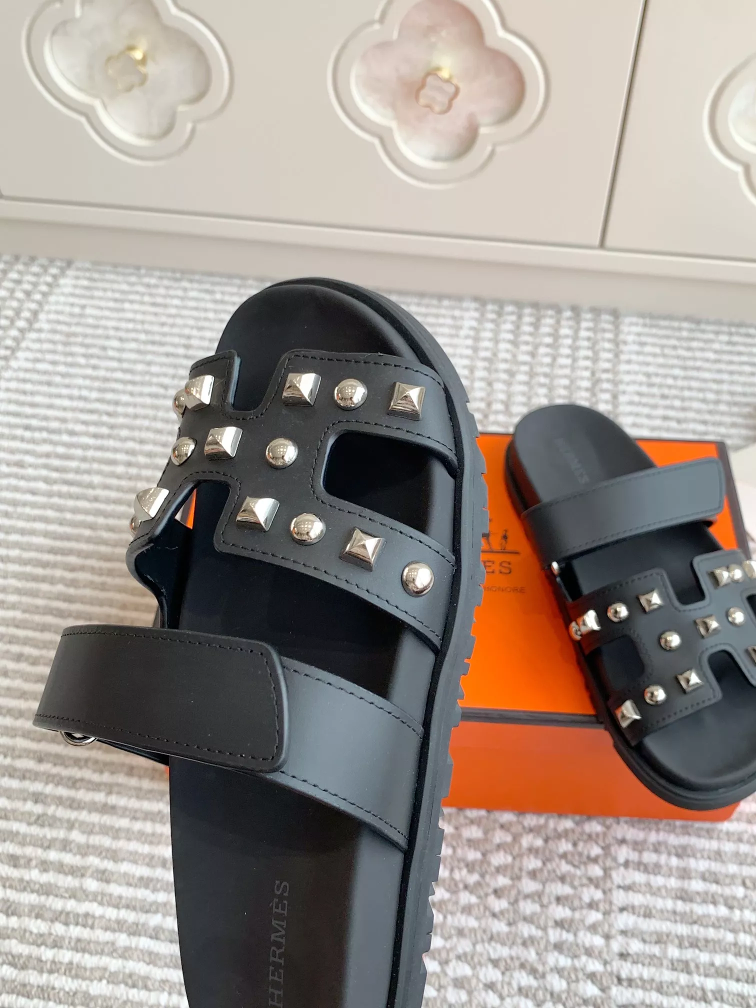 Hermes Slippers For Men Trendy 3021