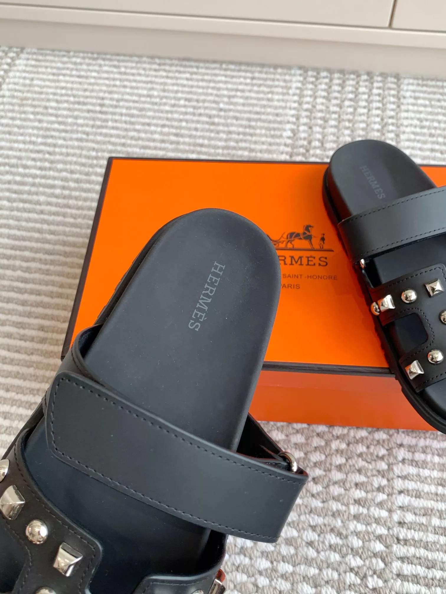 Hermes Slippers For Men Trendy 3021