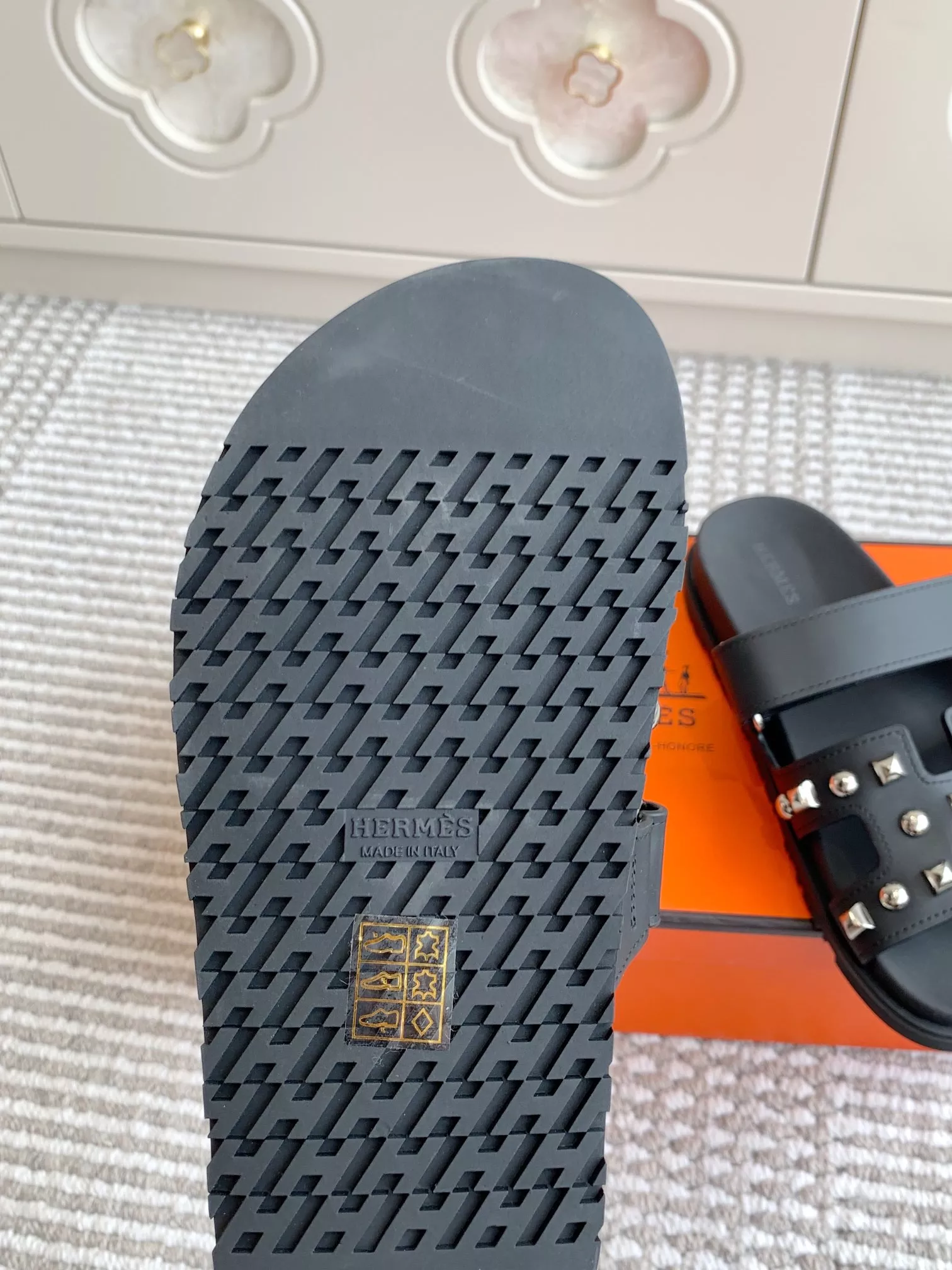 Hermes Slippers For Men Trendy 3021